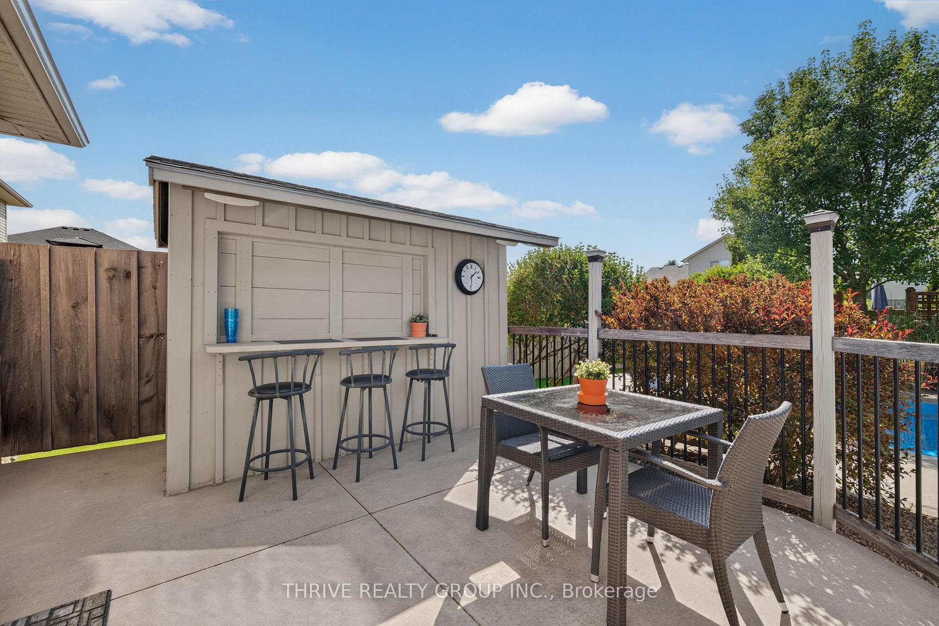 Photo 35 of 43 Mapleridge Crescent, Thames Centre, Dorchester — HOMEH