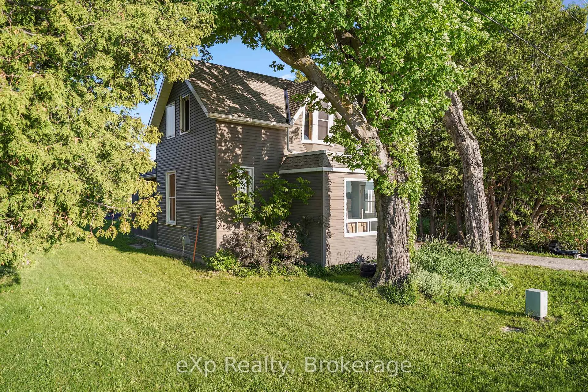 Photo 6 of 171 Clyde Line, Morris Turnberry, Bluevale — HOMEH