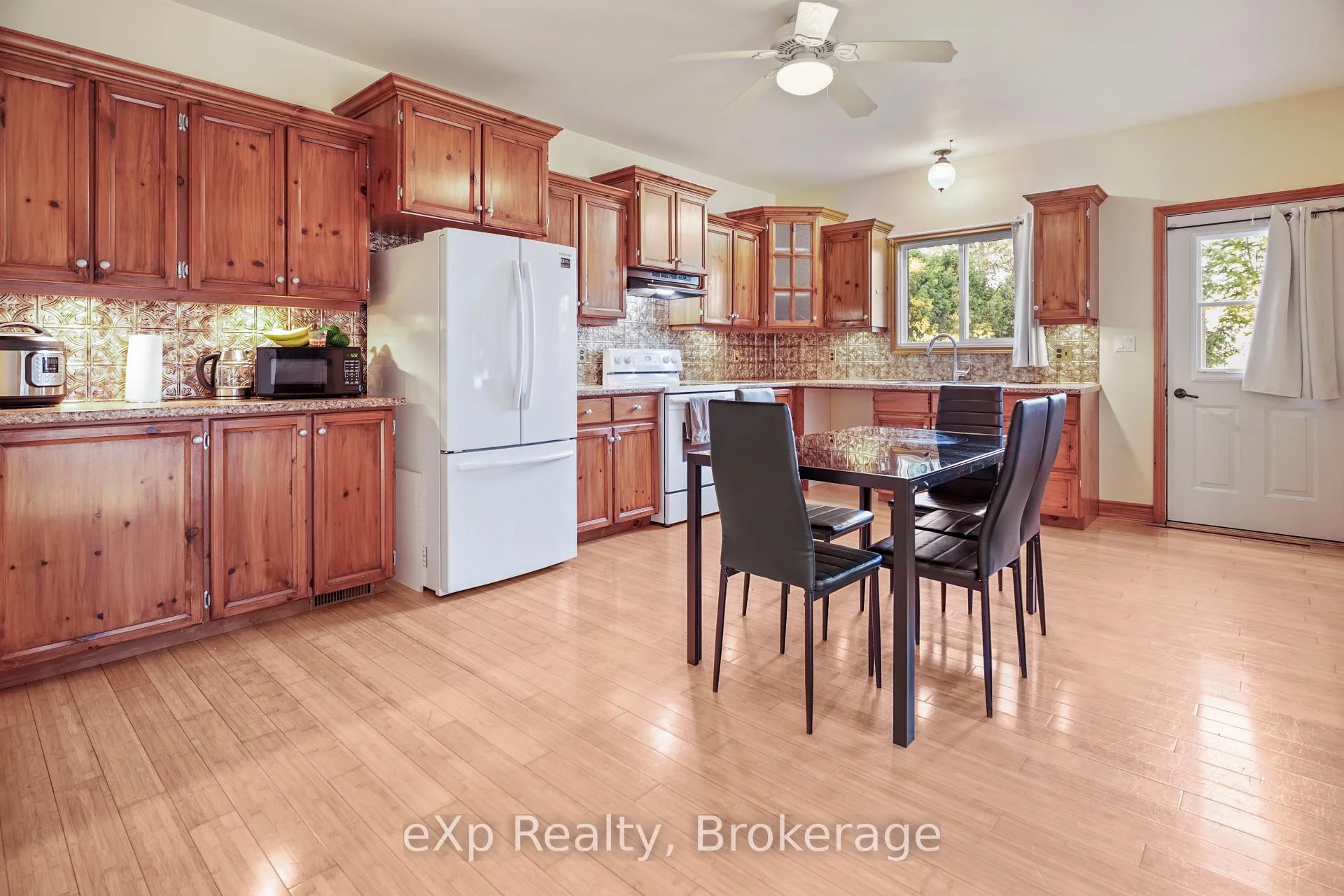 Photo 12 of 171 Clyde Line, Morris Turnberry, Bluevale — HOMEH