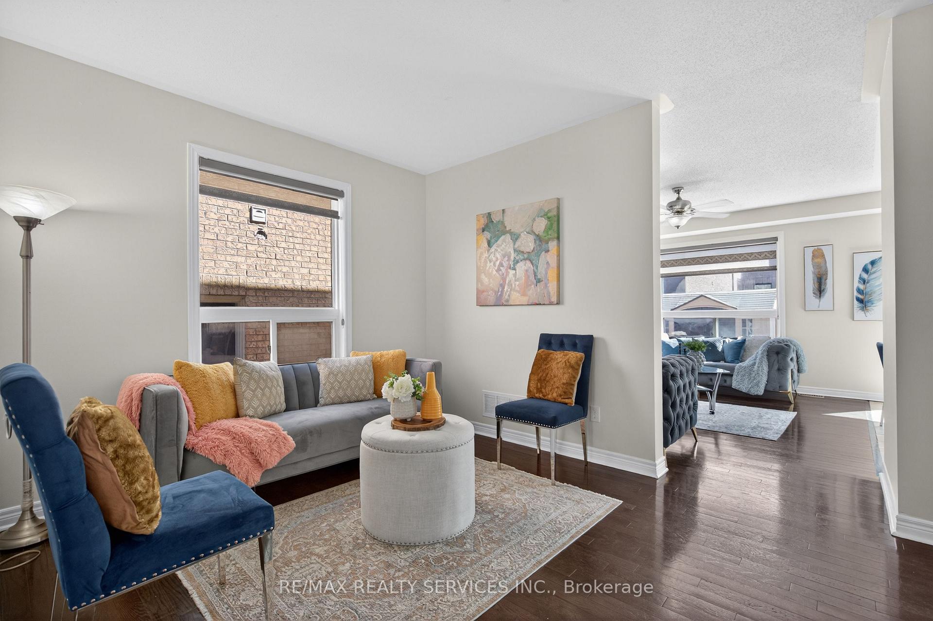Photo 9 of 58 Quailvalley Drive, Brampton, Sandringham-Wellington — HOMEH