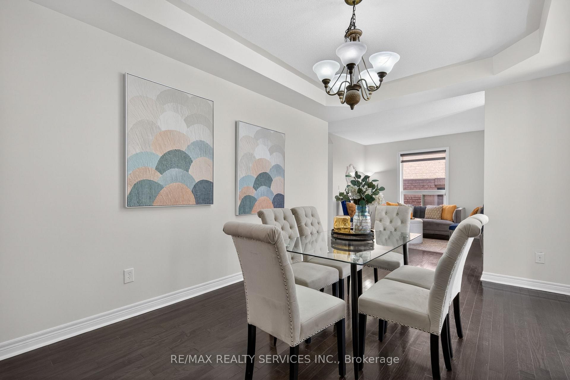 Photo 13 of 58 Quailvalley Drive, Brampton, Sandringham-Wellington — HOMEH