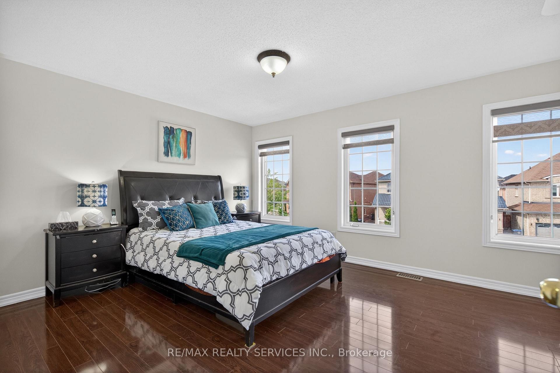 Photo 31 of 58 Quailvalley Drive, Brampton, Sandringham-Wellington — HOMEH