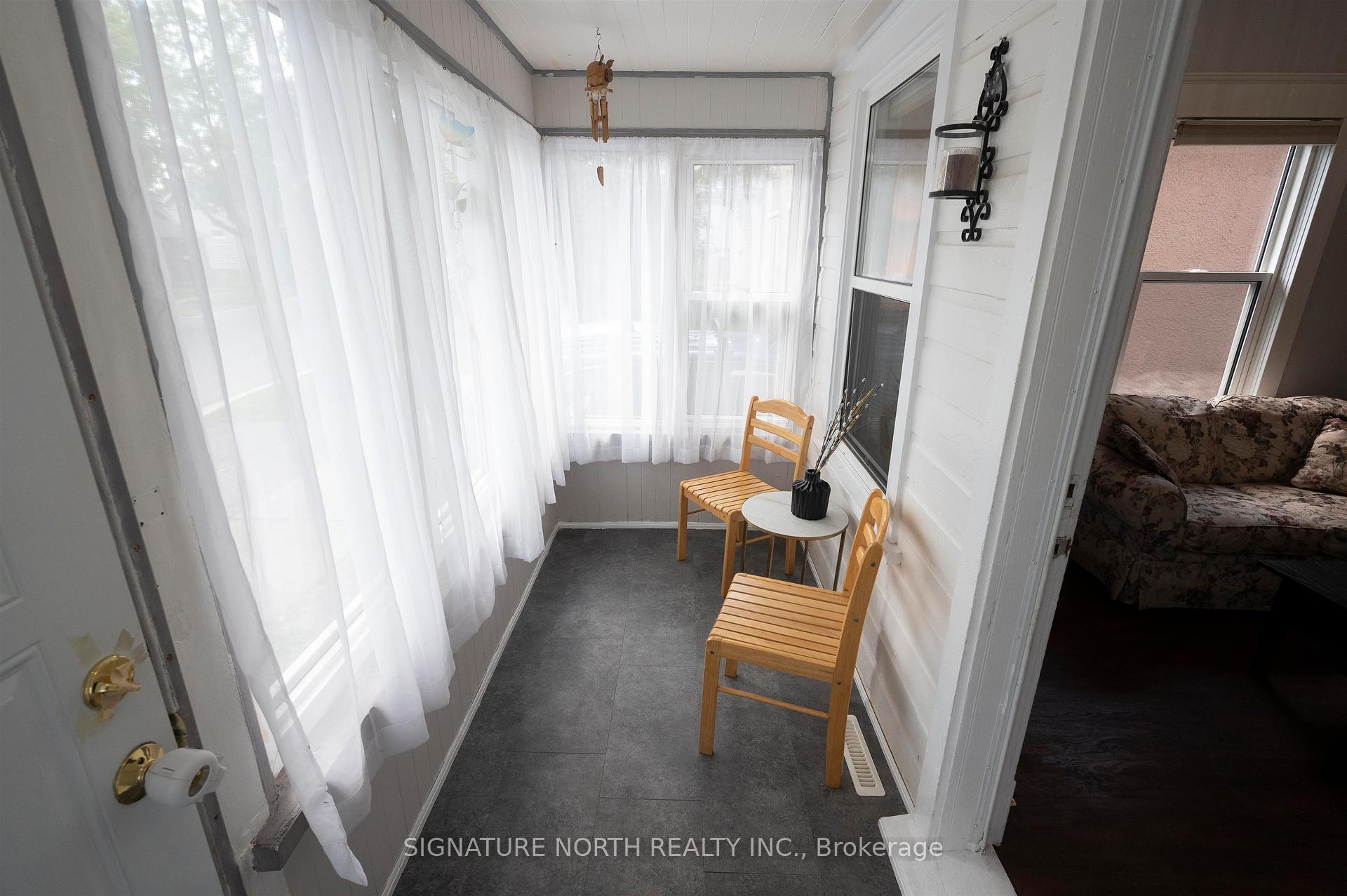 Photo 4 of 434 Queen Street, Thunder Bay, Academy Heights — HOMEH