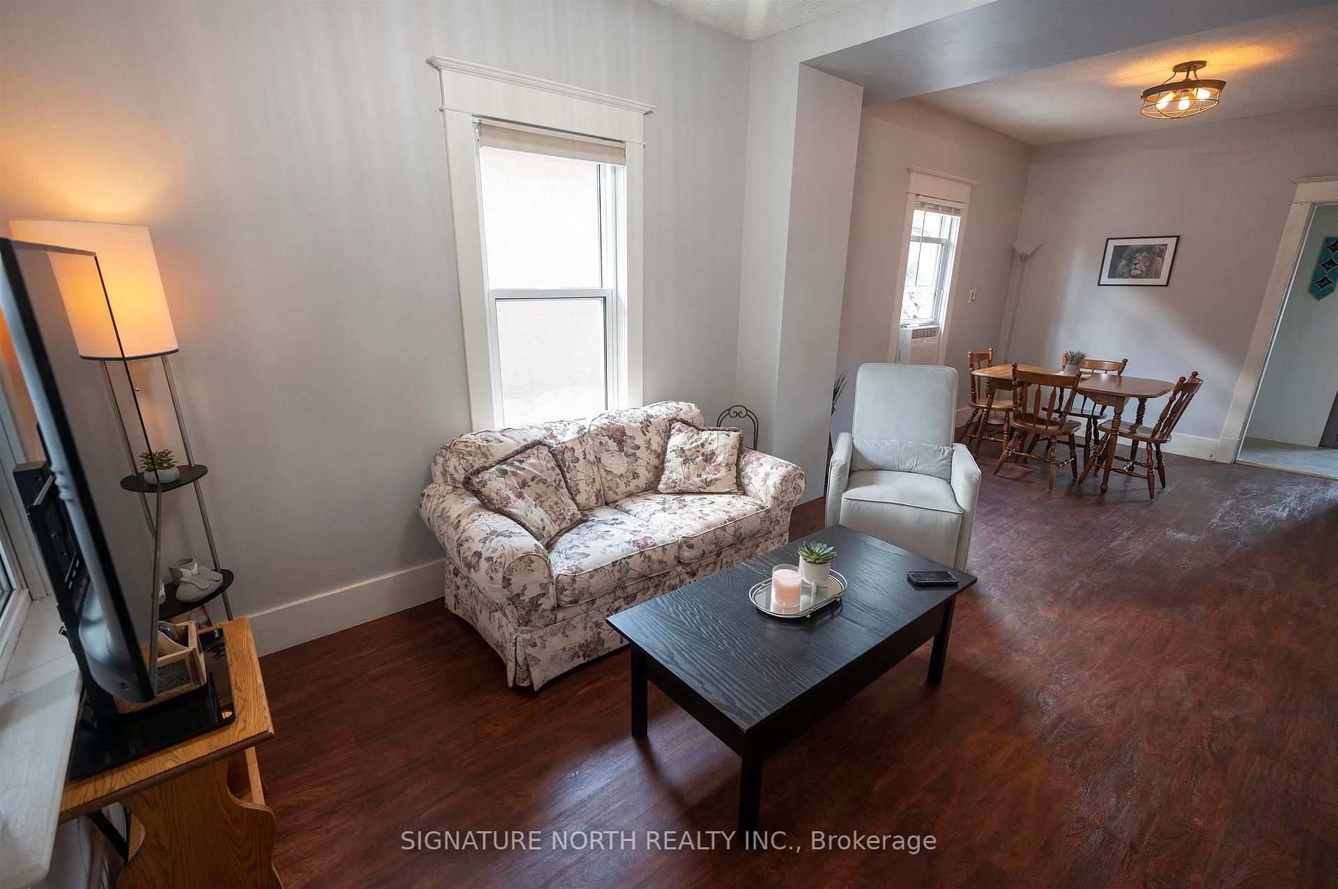 Photo 8 of 434 Queen Street, Thunder Bay, Academy Heights — HOMEH