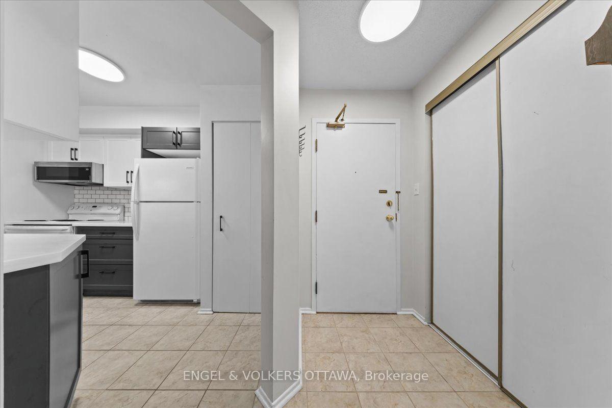 Photo 2 of Unit 107, 268 Lorry Greenberg Drive, Ottawa, Hunt Club Park/Greenboro — HOMEH