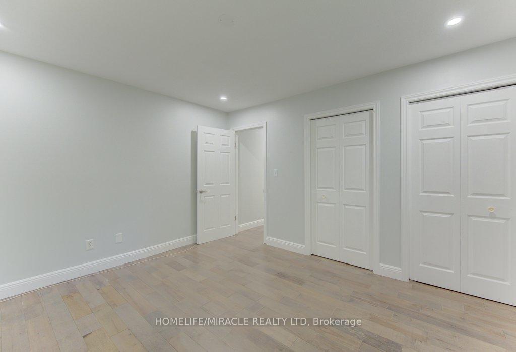 Photo 22 of 80 Lower Canada Crescent, Kitchener, Pioneer Park — HOMEH