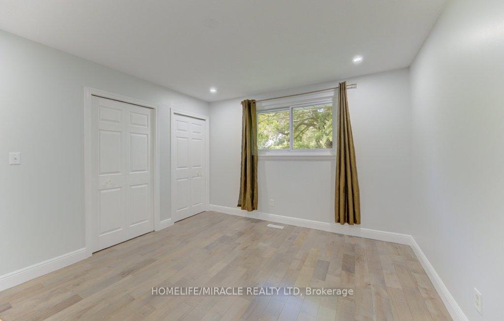 Photo 28 of 80 Lower Canada Crescent, Kitchener, Pioneer Park — HOMEH
