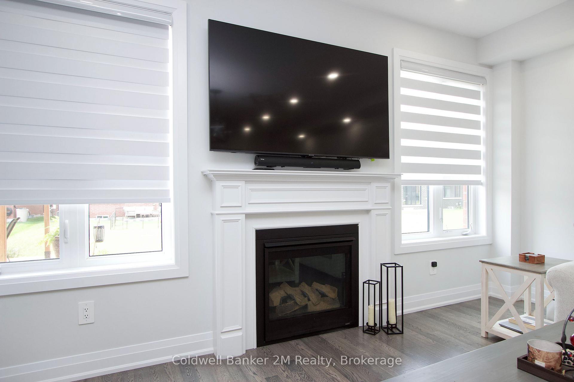 Photo 10 of 41 Corley Street, Kawartha Lakes, Lindsay — HOMEH