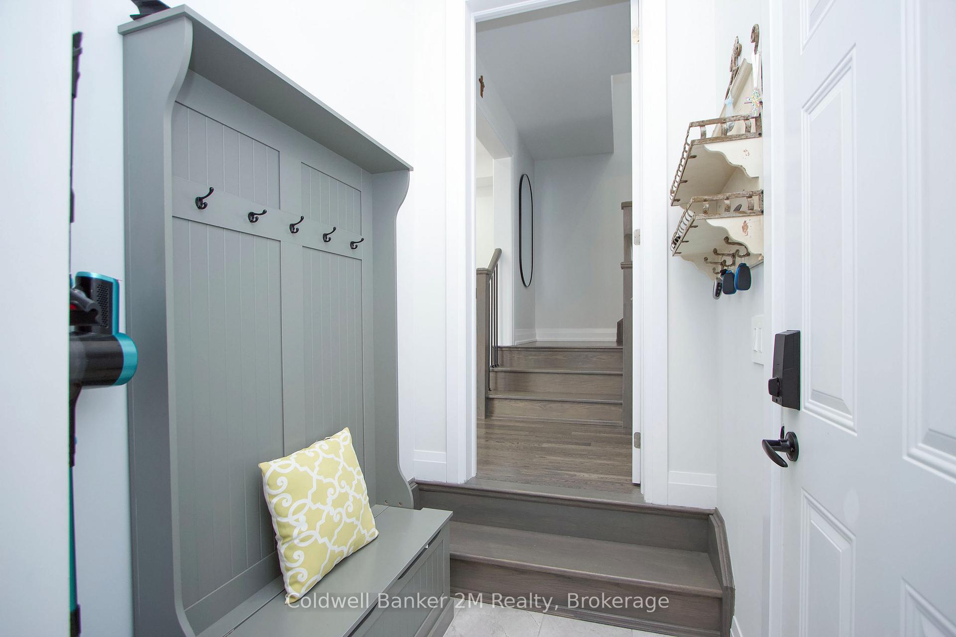 Photo 23 of 41 Corley Street, Kawartha Lakes, Lindsay — HOMEH