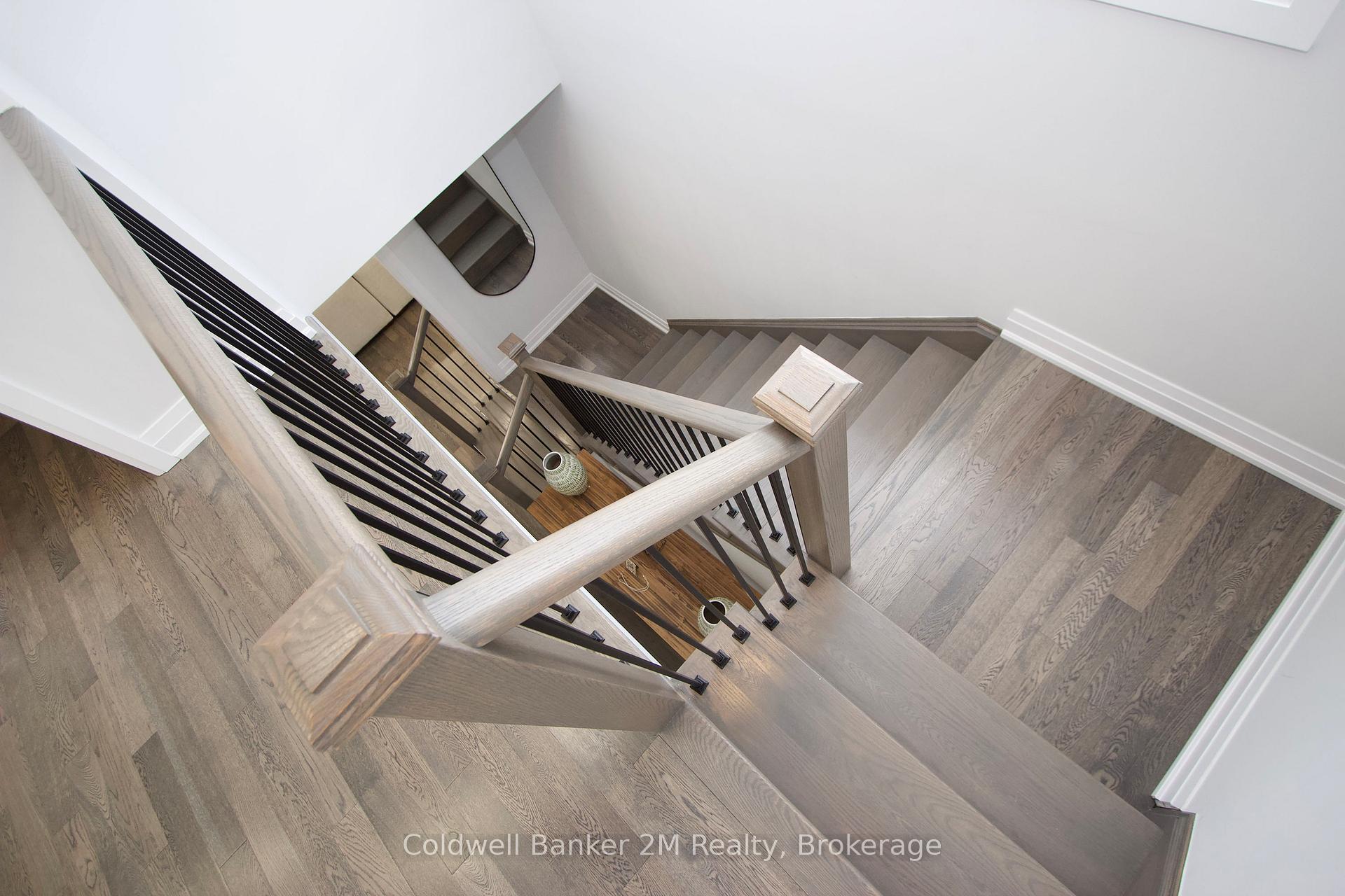Photo 24 of 41 Corley Street, Kawartha Lakes, Lindsay — HOMEH
