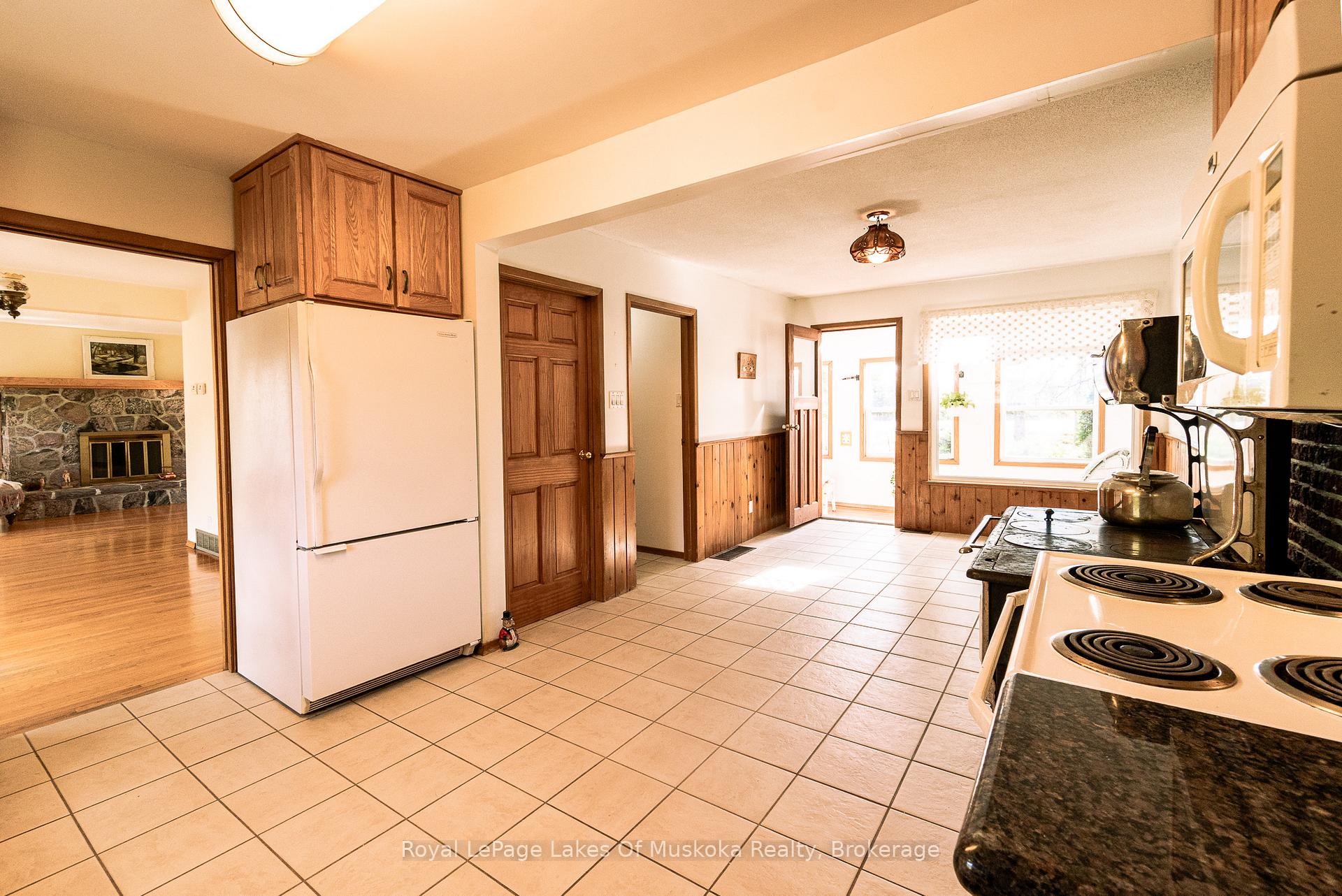 Photo 17 of 96 520 Highway W, Burk's Falls — HOMEH