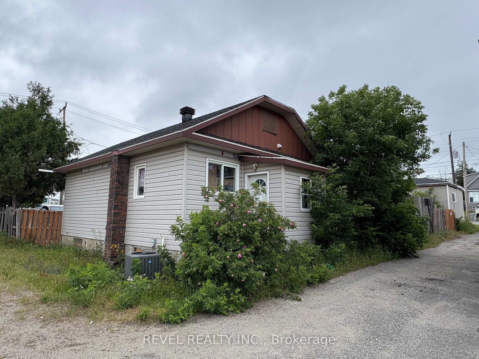 Photo 1 of 331 Lang Avenue, Timmins, TS - SE — HOMEH