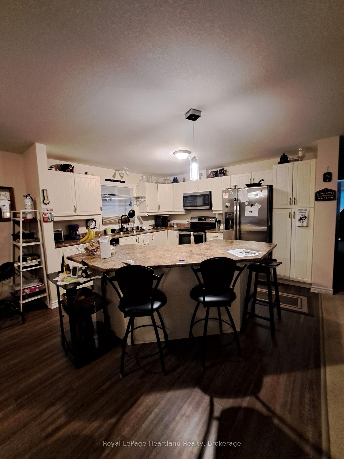 Photo 18 of 5 Kellestine Drive, Strathroy-Caradoc, SW — HOMEH