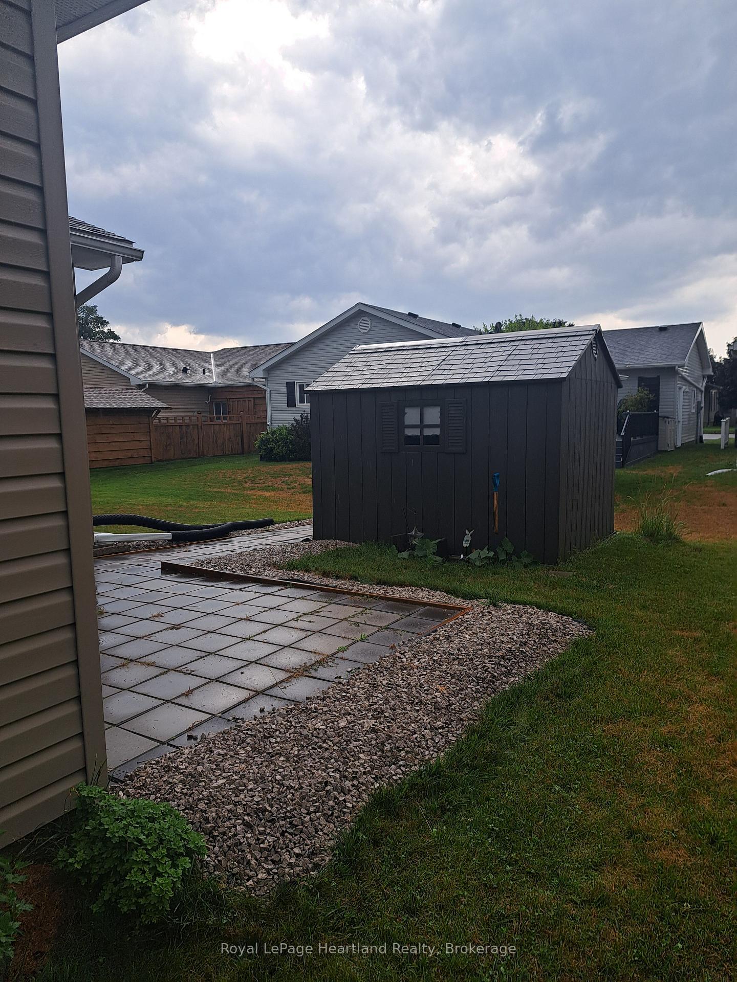 Photo 37 of 5 Kellestine Drive, Strathroy-Caradoc, SW — HOMEH