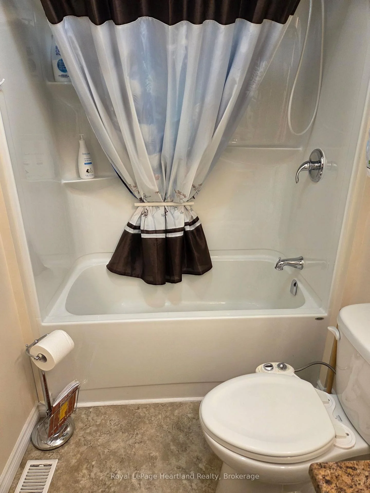 Photo 25 of 5 Kellestine Drive, Strathroy-Caradoc, SW — HOMEH