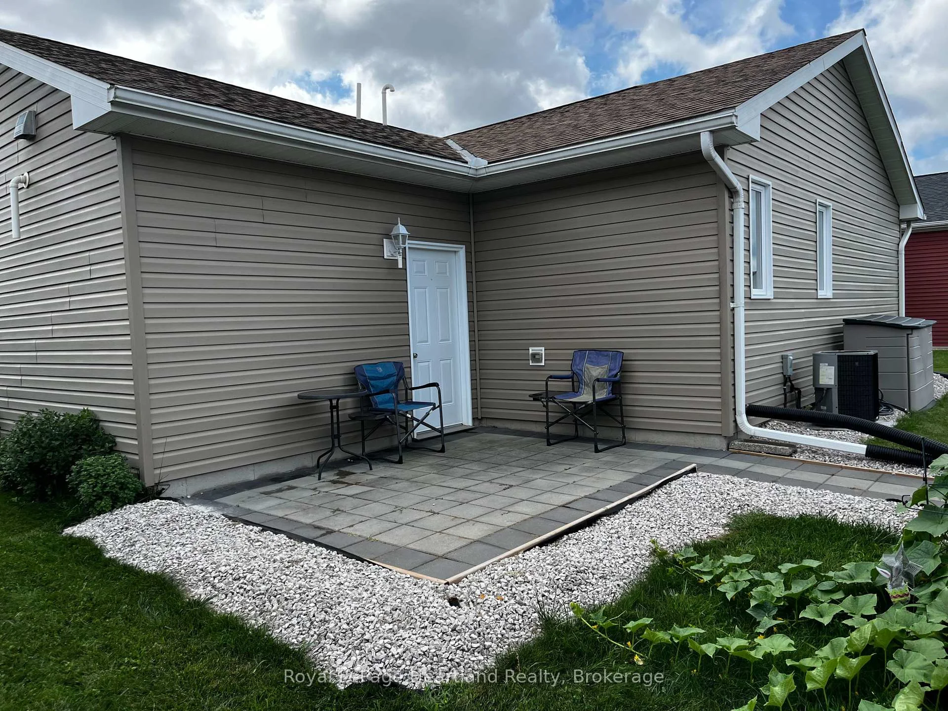 Photo 26 of 5 Kellestine Drive, Strathroy-Caradoc, SW — HOMEH