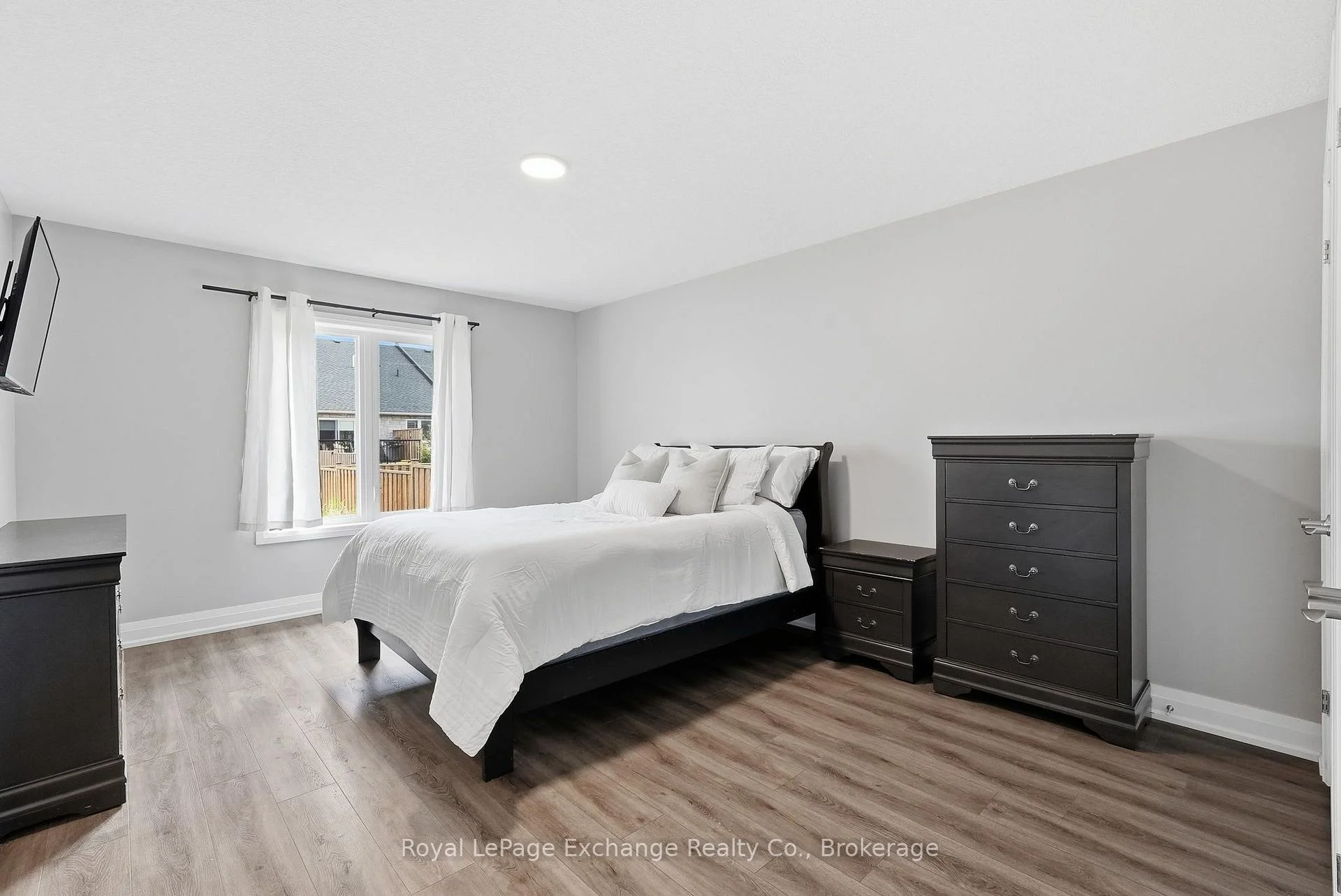 Photo 27 of 241 Eccles Avenue, West Grey — HOMEH