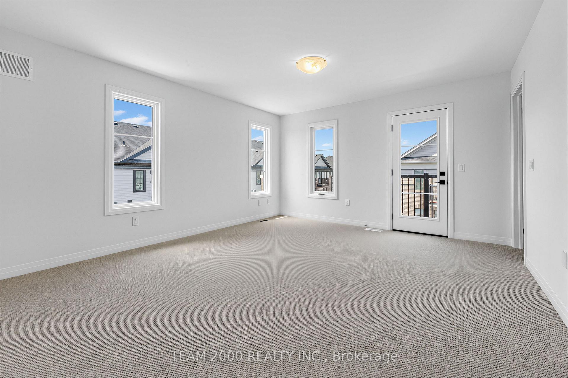 Photo 21 of 190 Spitfire Drive, Hamilton, Mount Hope — HOMEH