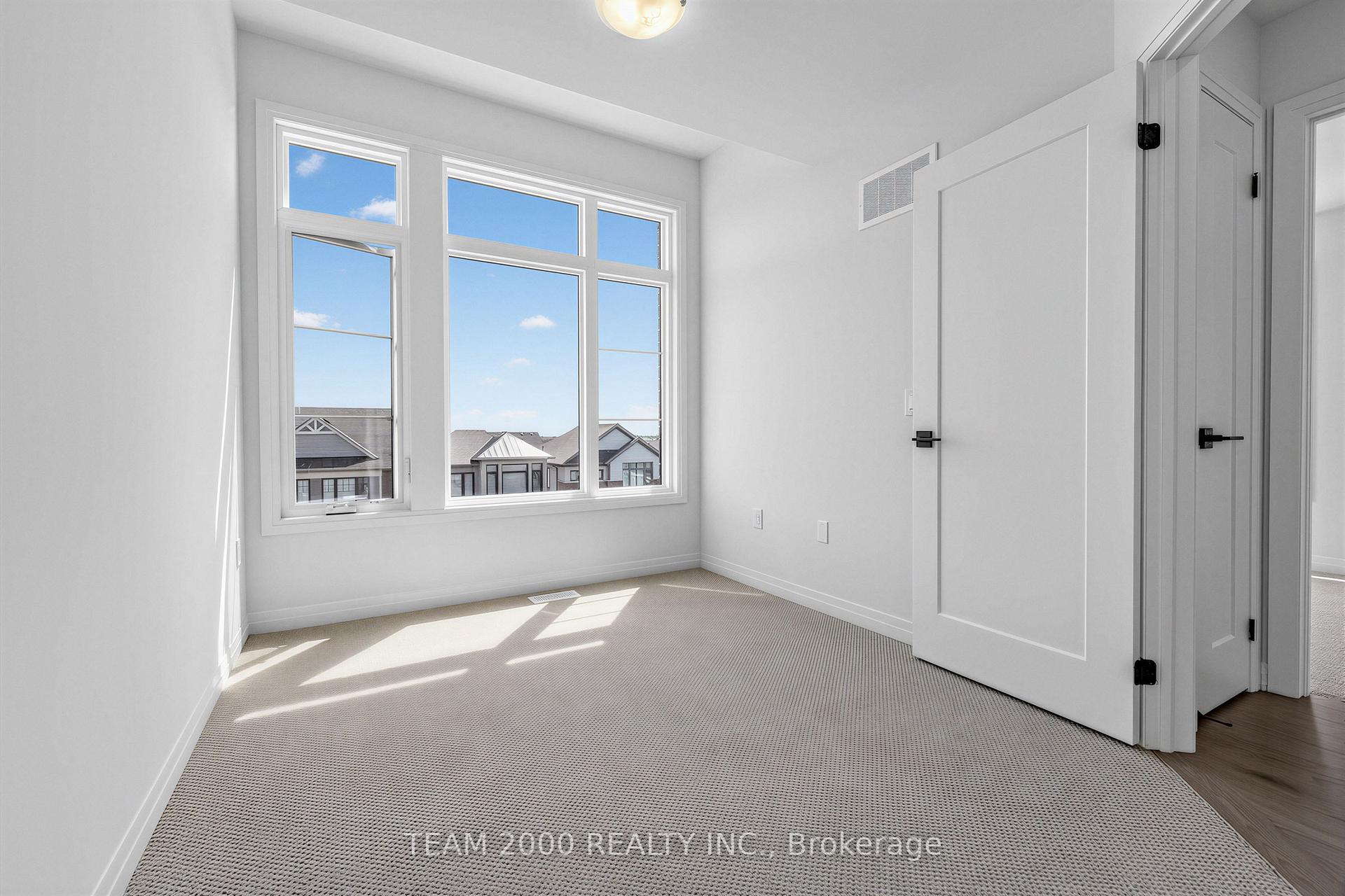 Photo 27 of 190 Spitfire Drive, Hamilton, Mount Hope — HOMEH