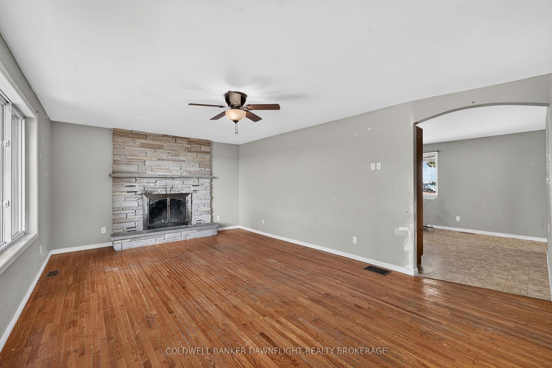 Photo 9 of 38786 B Zurich-Hensall Road, Bluewater, Hay — HOMEH