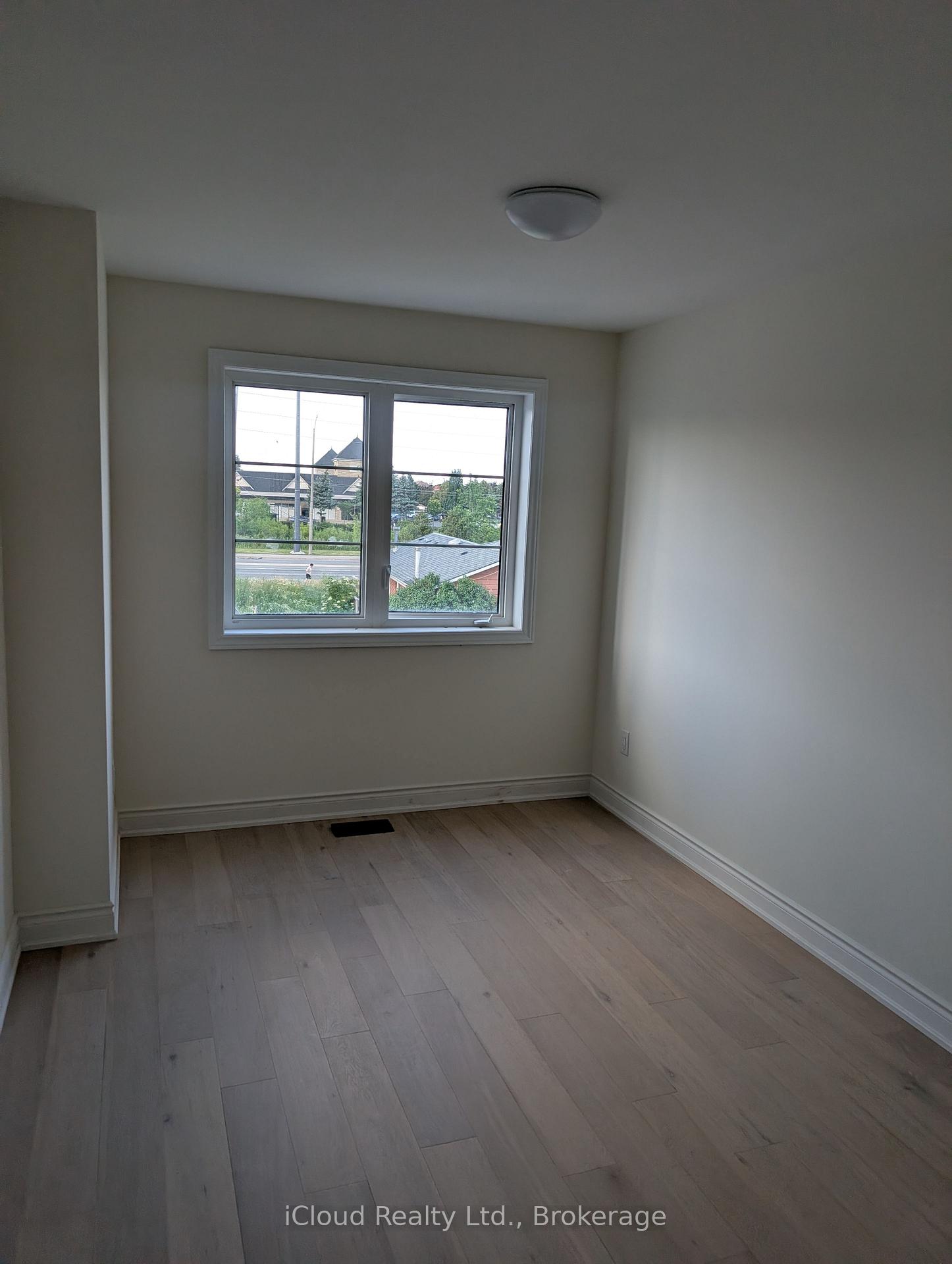 Photo 6 of 59 Haviland Circle, Brampton, Sandringham-Wellington — HOMEH