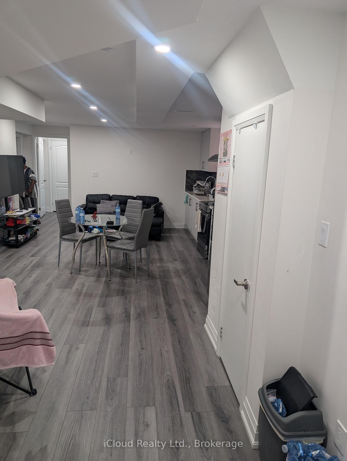 Photo 24 of 59 Haviland Circle, Brampton, Sandringham-Wellington — HOMEH