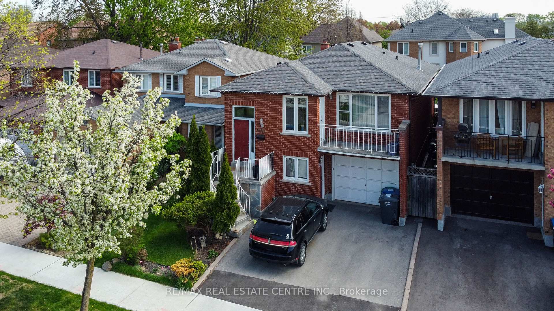 Photo 1 of 4386 Curia Crescent, Mississauga, Rathwood — HOMEH