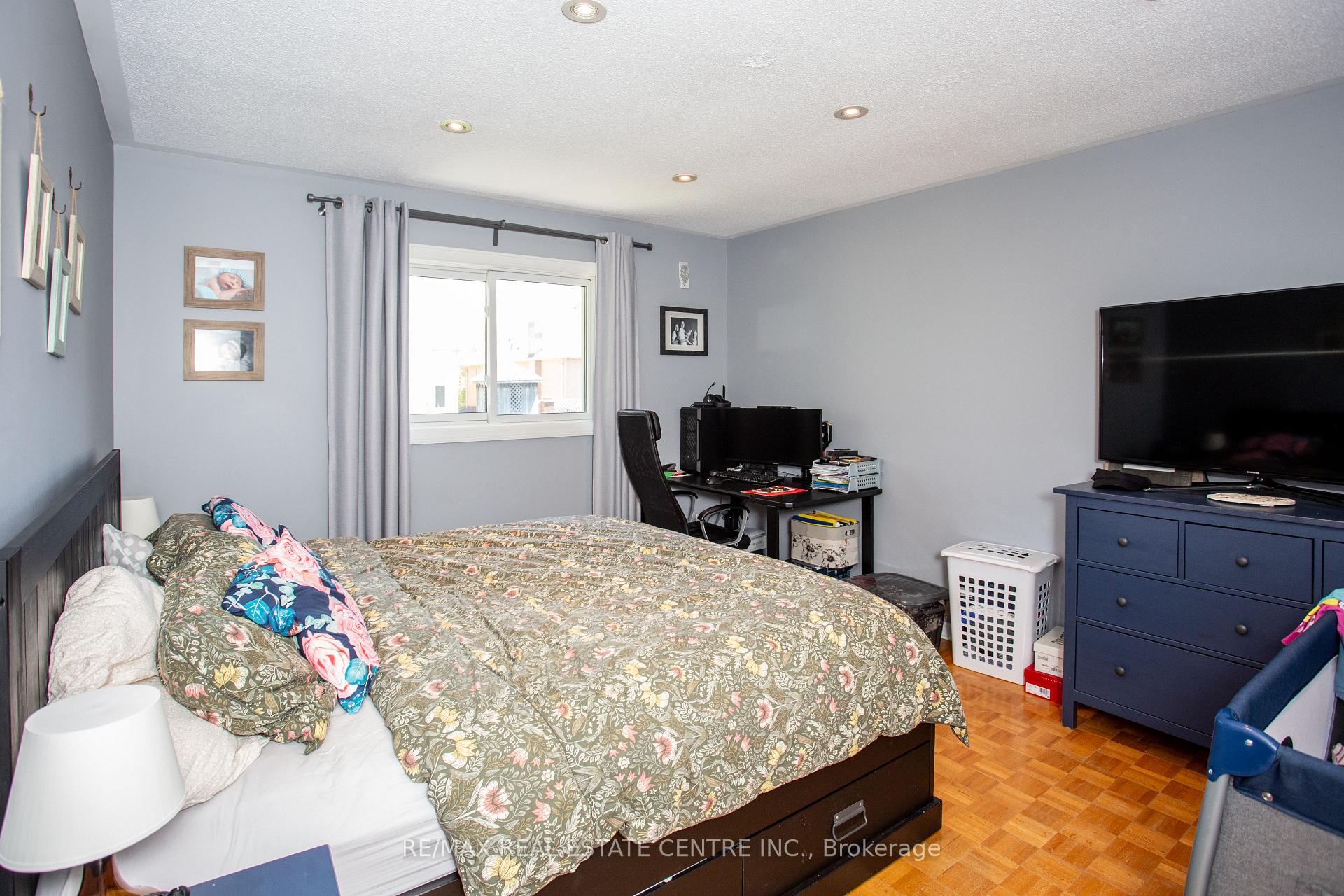 Photo 12 of 4386 Curia Crescent, Mississauga, Rathwood — HOMEH