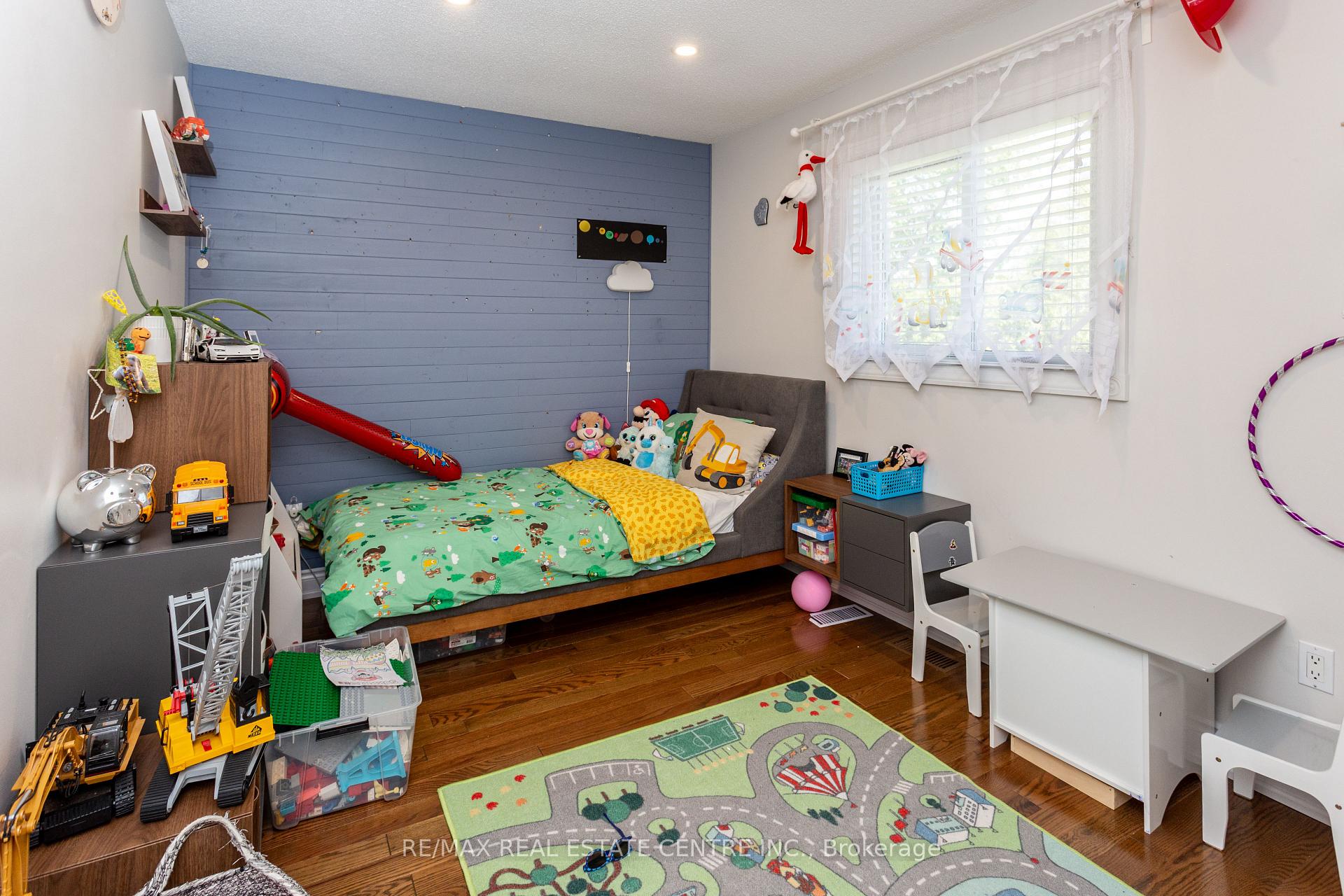 Photo 15 of 4386 Curia Crescent, Mississauga, Rathwood — HOMEH