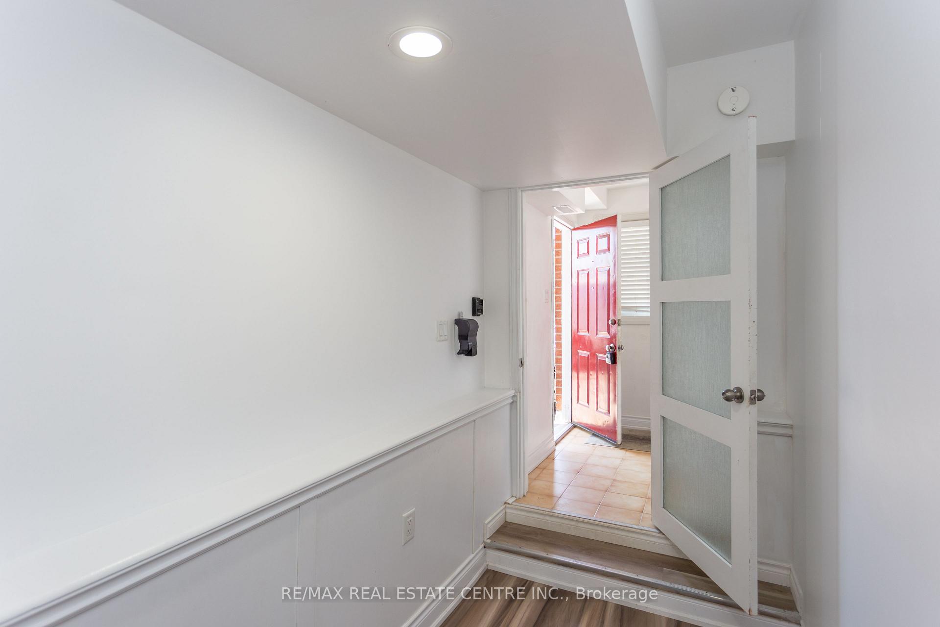Photo 17 of 4386 Curia Crescent, Mississauga, Rathwood — HOMEH