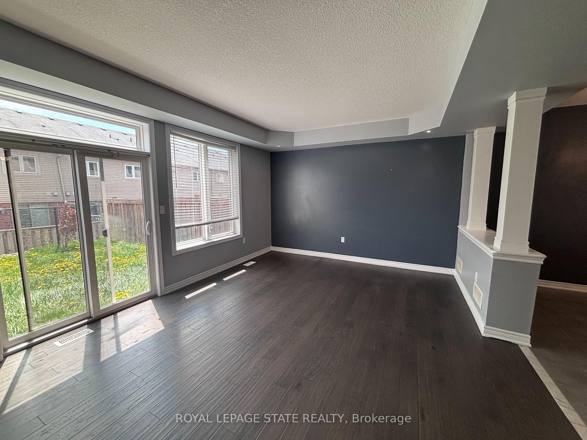 Photo 10 of 71 Fairgrounds Drive, Hamilton, Binbrook — HOMEH