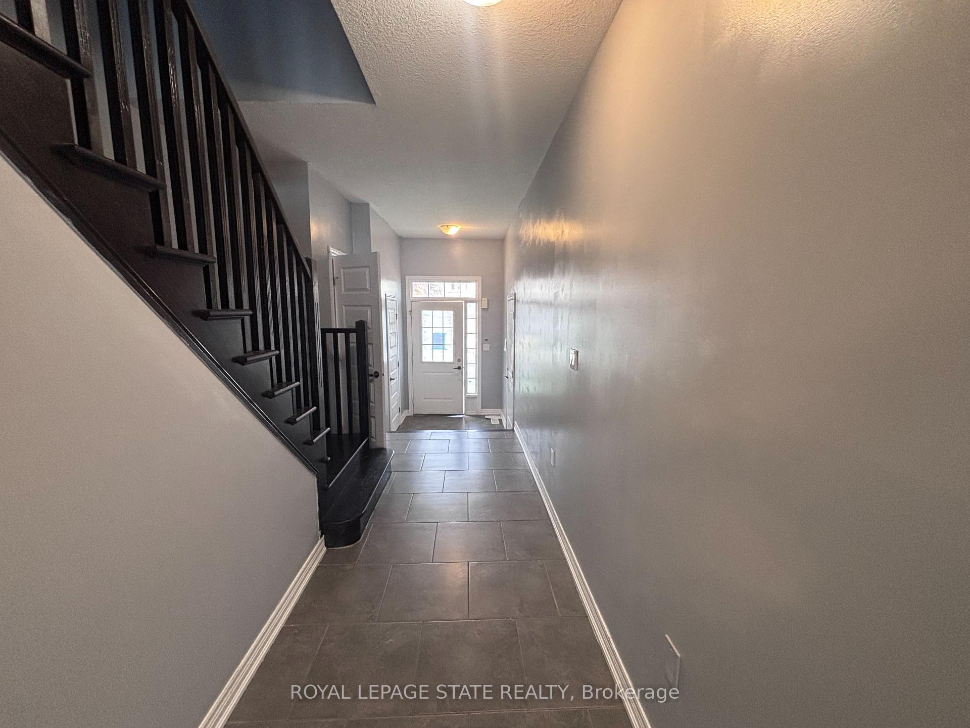 Photo 13 of 71 Fairgrounds Drive, Hamilton, Binbrook — HOMEH