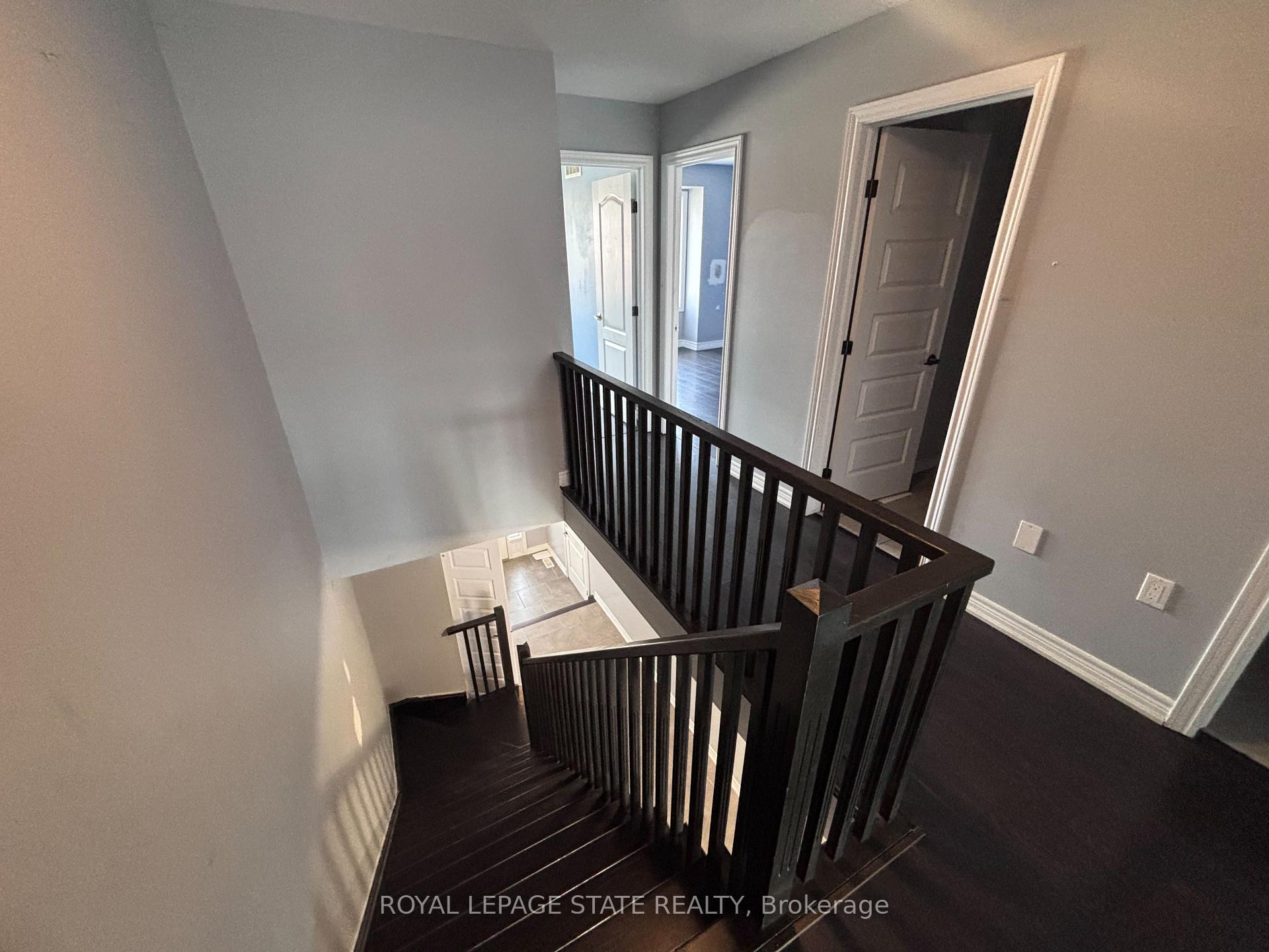 Photo 15 of 71 Fairgrounds Drive, Hamilton, Binbrook — HOMEH