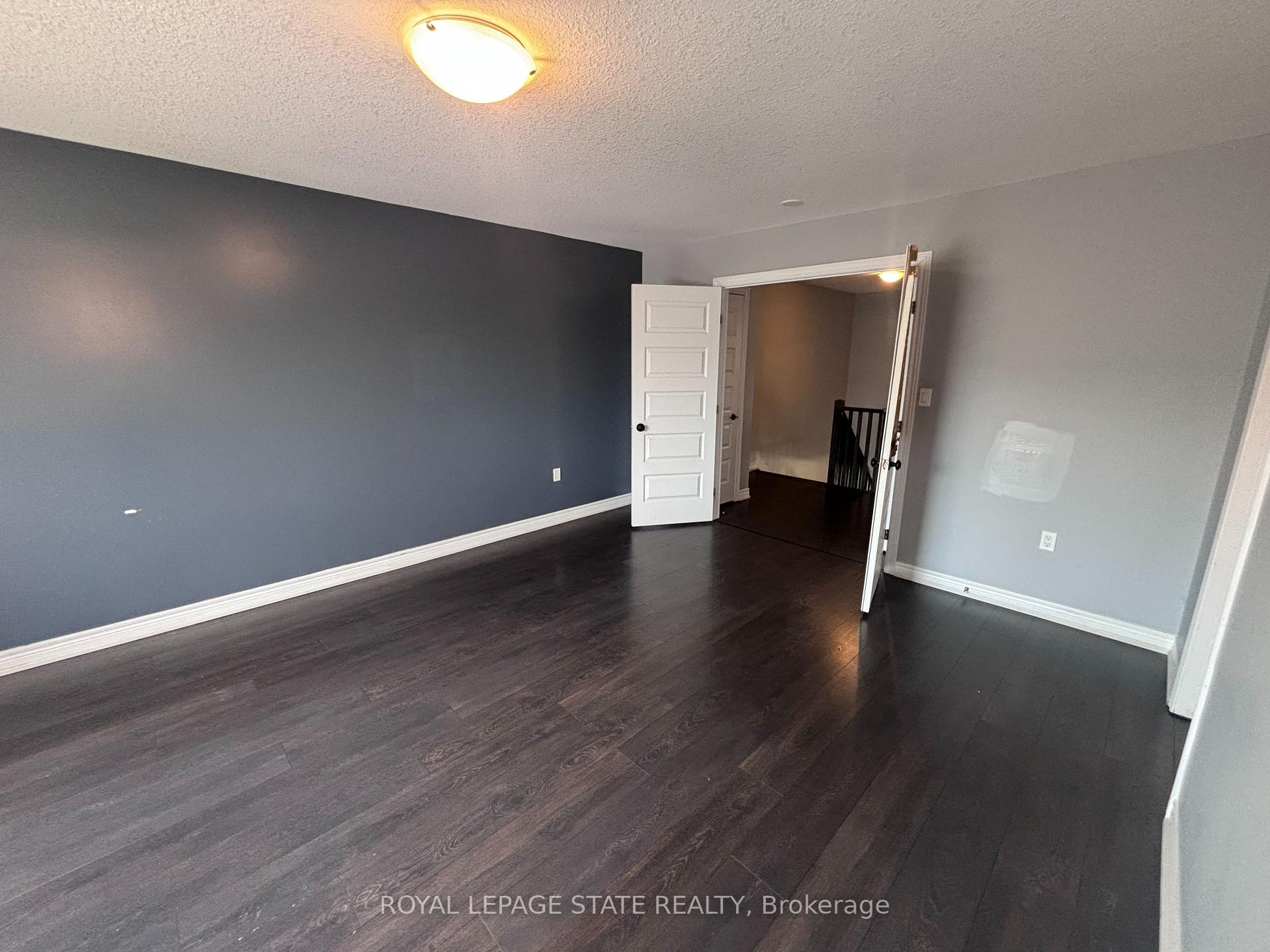 Photo 16 of 71 Fairgrounds Drive, Hamilton, Binbrook — HOMEH