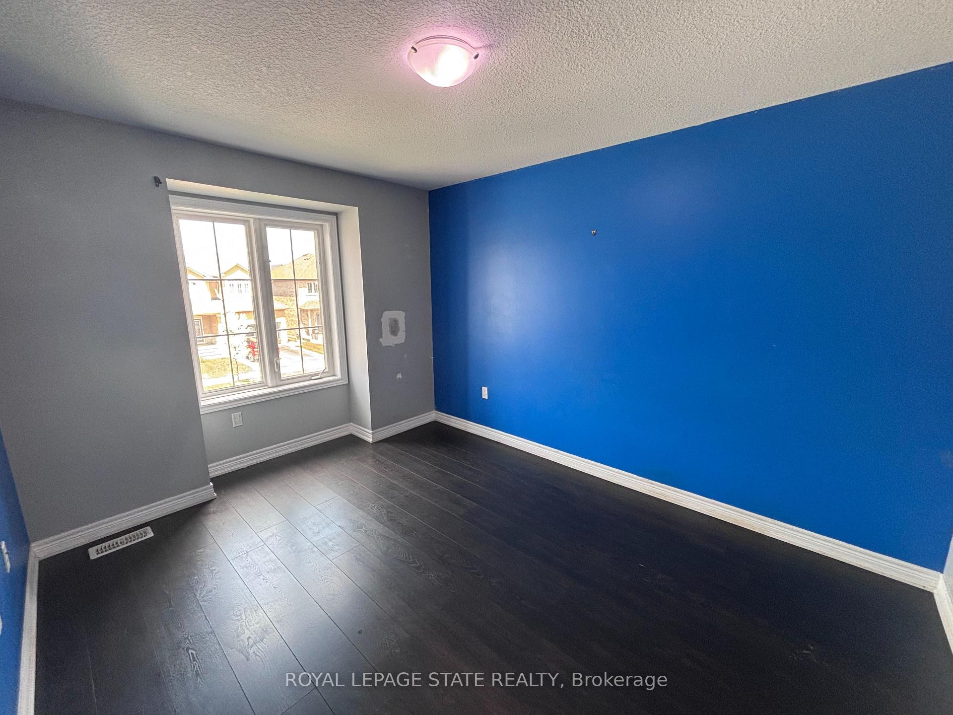 Photo 23 of 71 Fairgrounds Drive, Hamilton, Binbrook — HOMEH