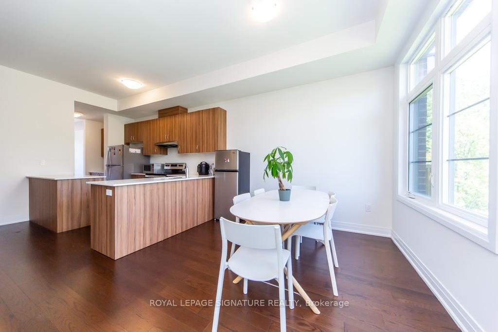 Photo 12 of 102 Salina Street, Mississauga, Streetsville — HOMEH