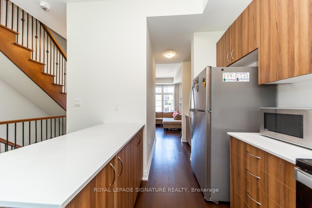 Photo 16 of 102 Salina Street, Mississauga, Streetsville — HOMEH