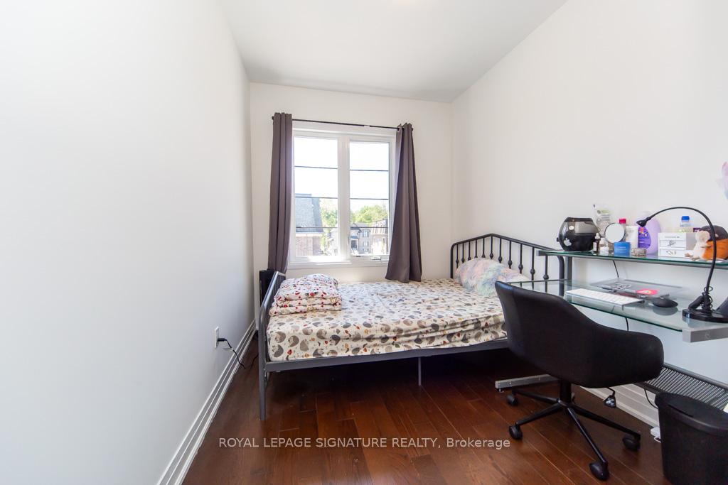 Photo 31 of 102 Salina Street, Mississauga, Streetsville — HOMEH