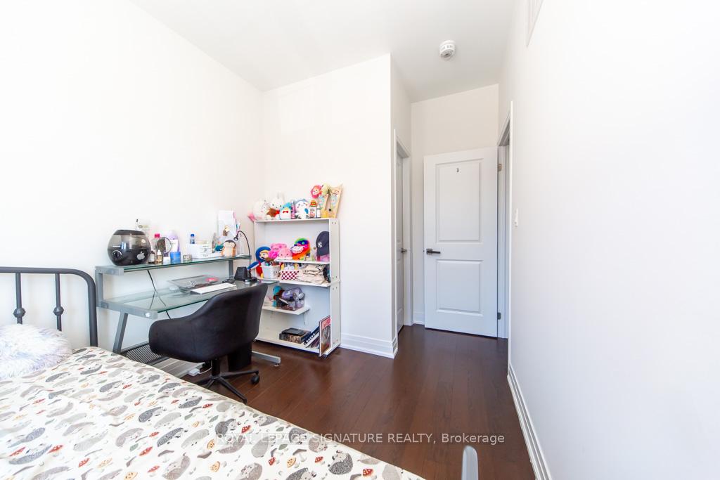 Photo 32 of 102 Salina Street, Mississauga, Streetsville — HOMEH