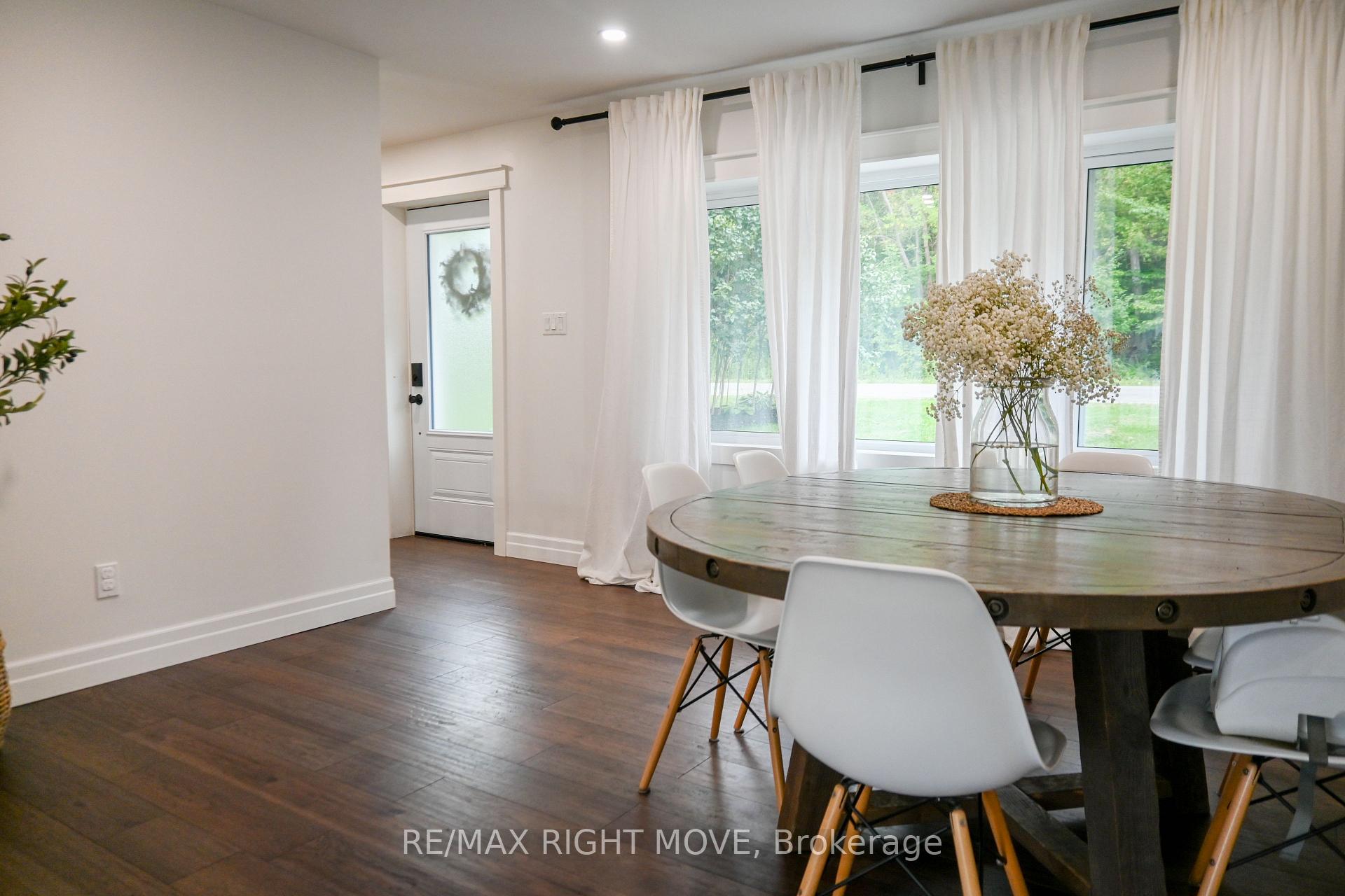 Photo 6 of 4287 Huronia Road, Severn, Rural Severn — HOMEH