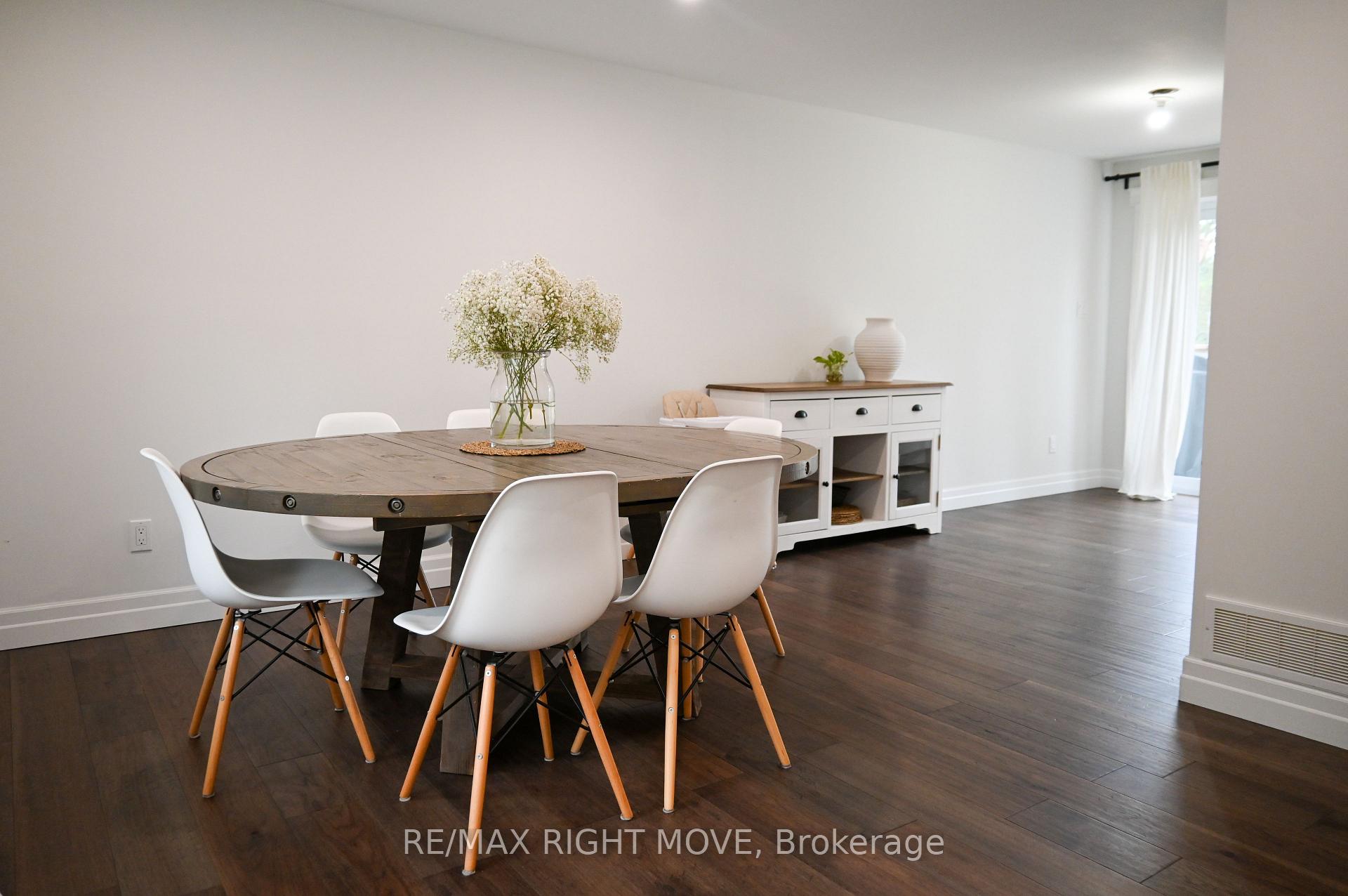 Photo 7 of 4287 Huronia Road, Severn, Rural Severn — HOMEH