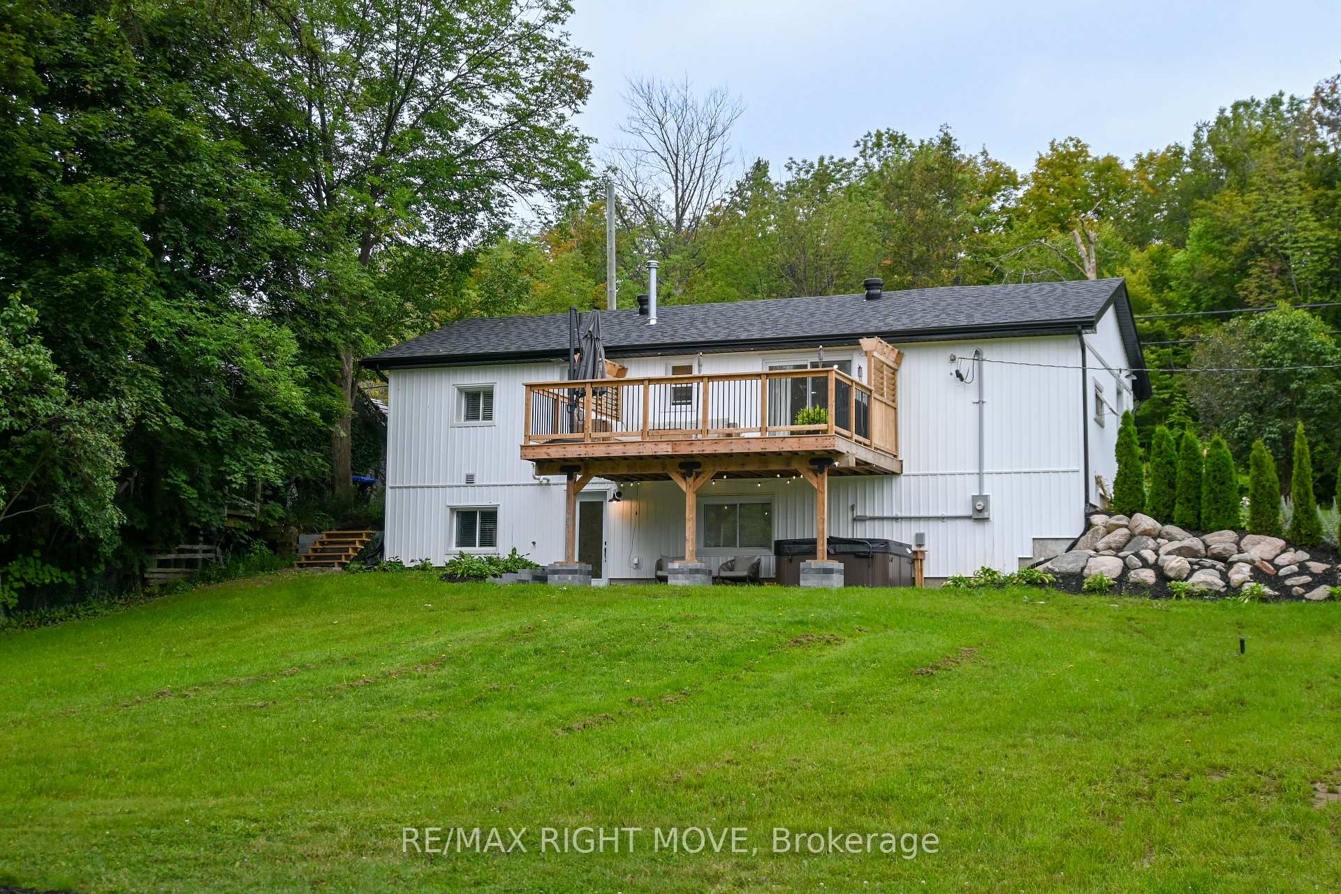 Photo 38 of 4287 Huronia Road, Severn, Rural Severn — HOMEH