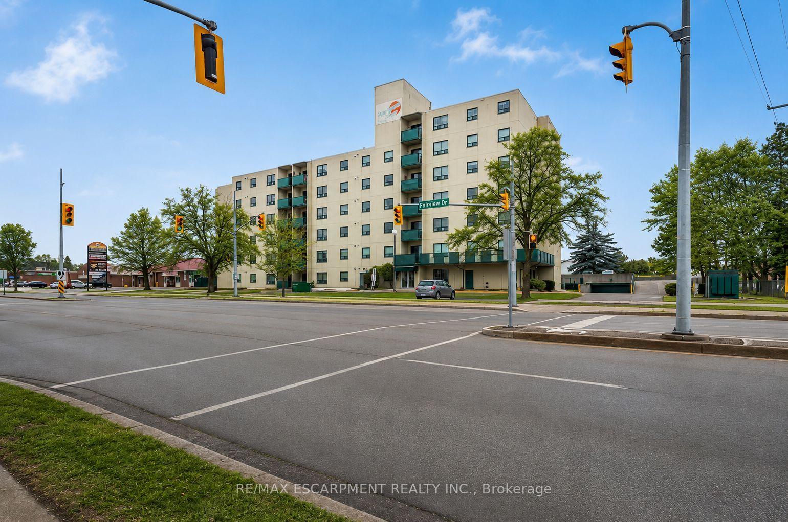 Photo 1 of Unit 105, 421 Fairview Drive, Brantford, Fairview - Brantford — HOMEH