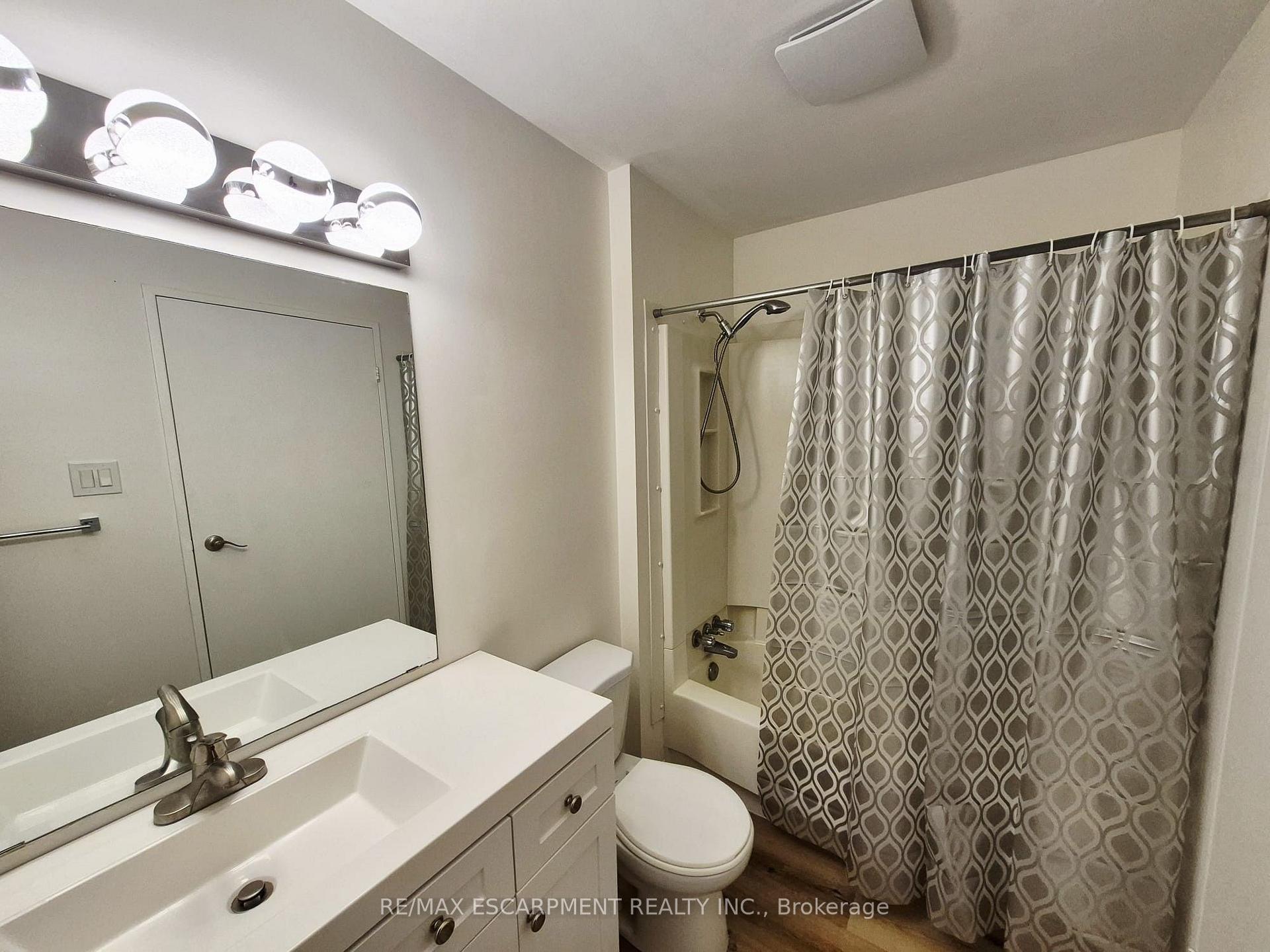 Photo 13 of Unit 105, 421 Fairview Drive, Brantford, Fairview - Brantford — HOMEH