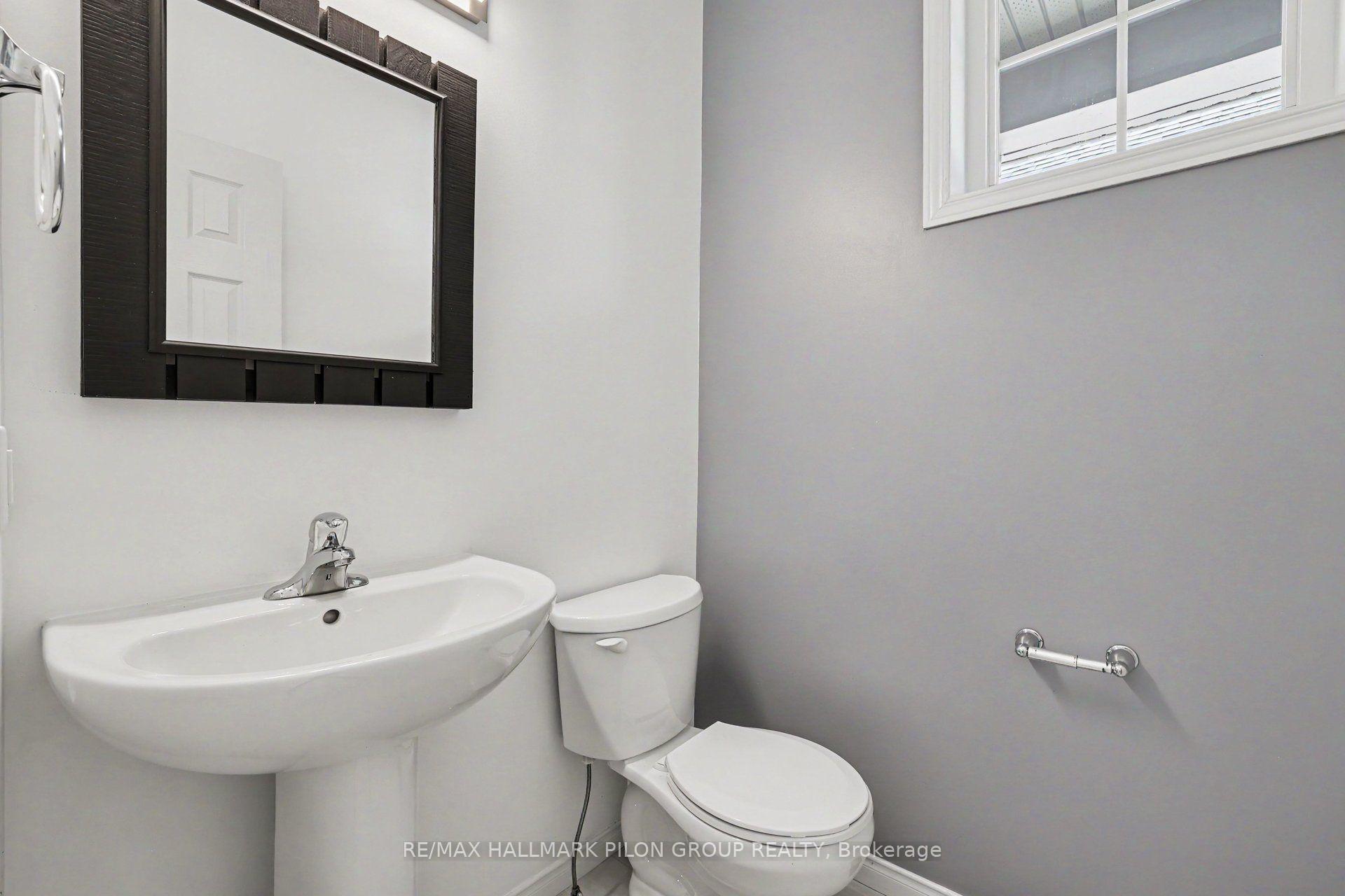 Photo 10 of 38 Riddell Street, Carleton Place, Carleton Place — HOMEH