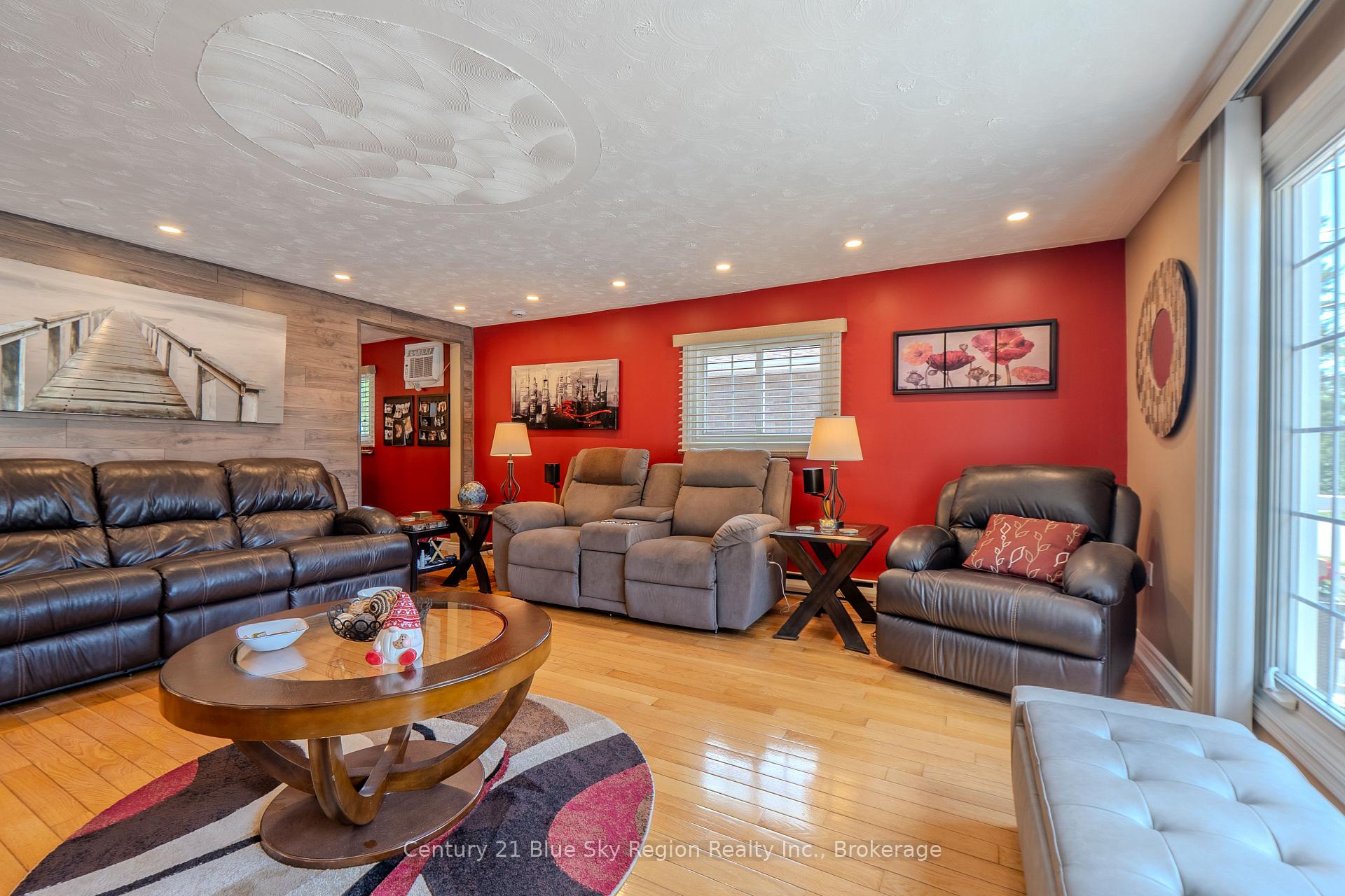 Photo 11 of 268 King Street, Callander — HOMEH