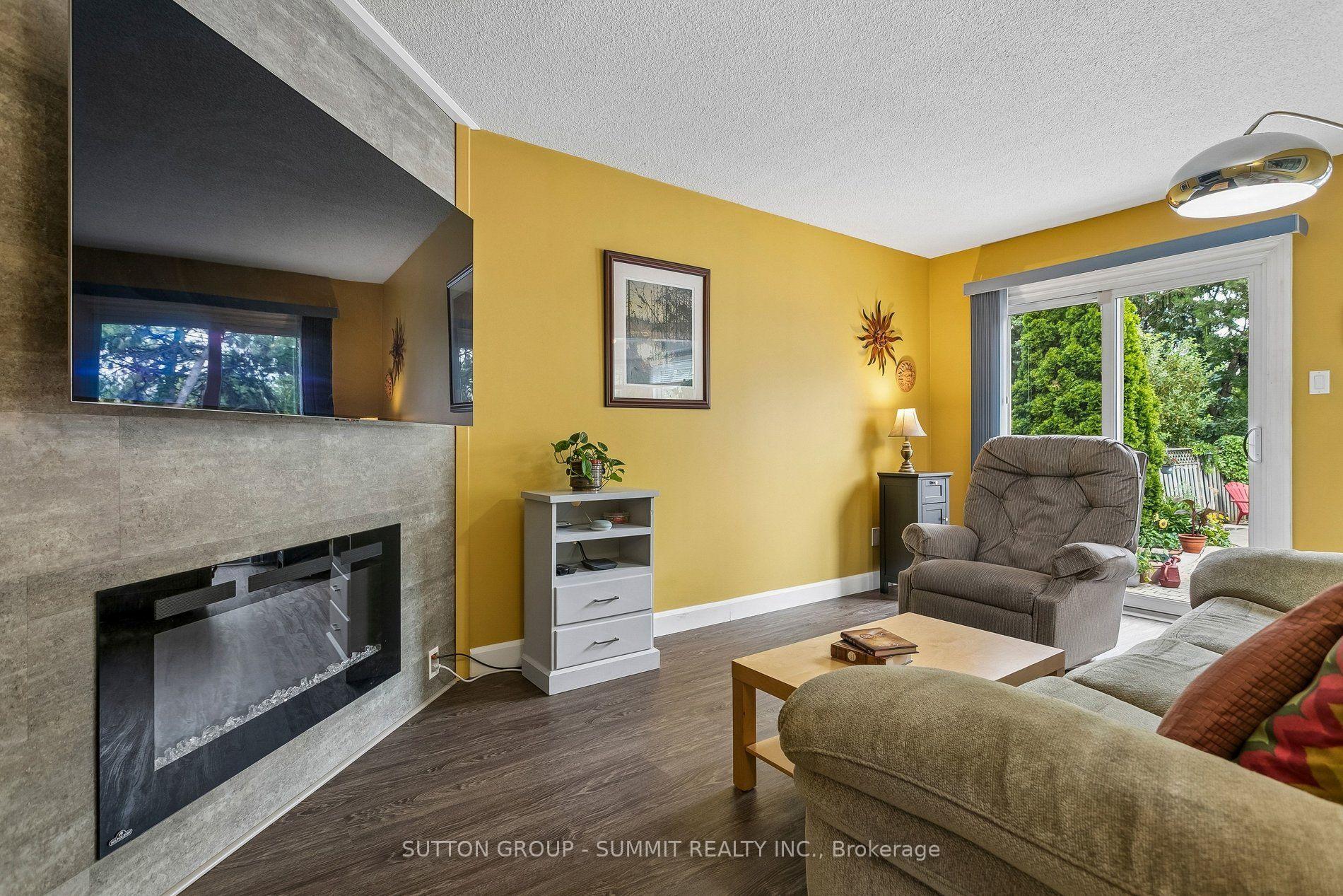 Photo 16 of 3176 Dovetail Mews, Mississauga, Erin Mills — HOMEH