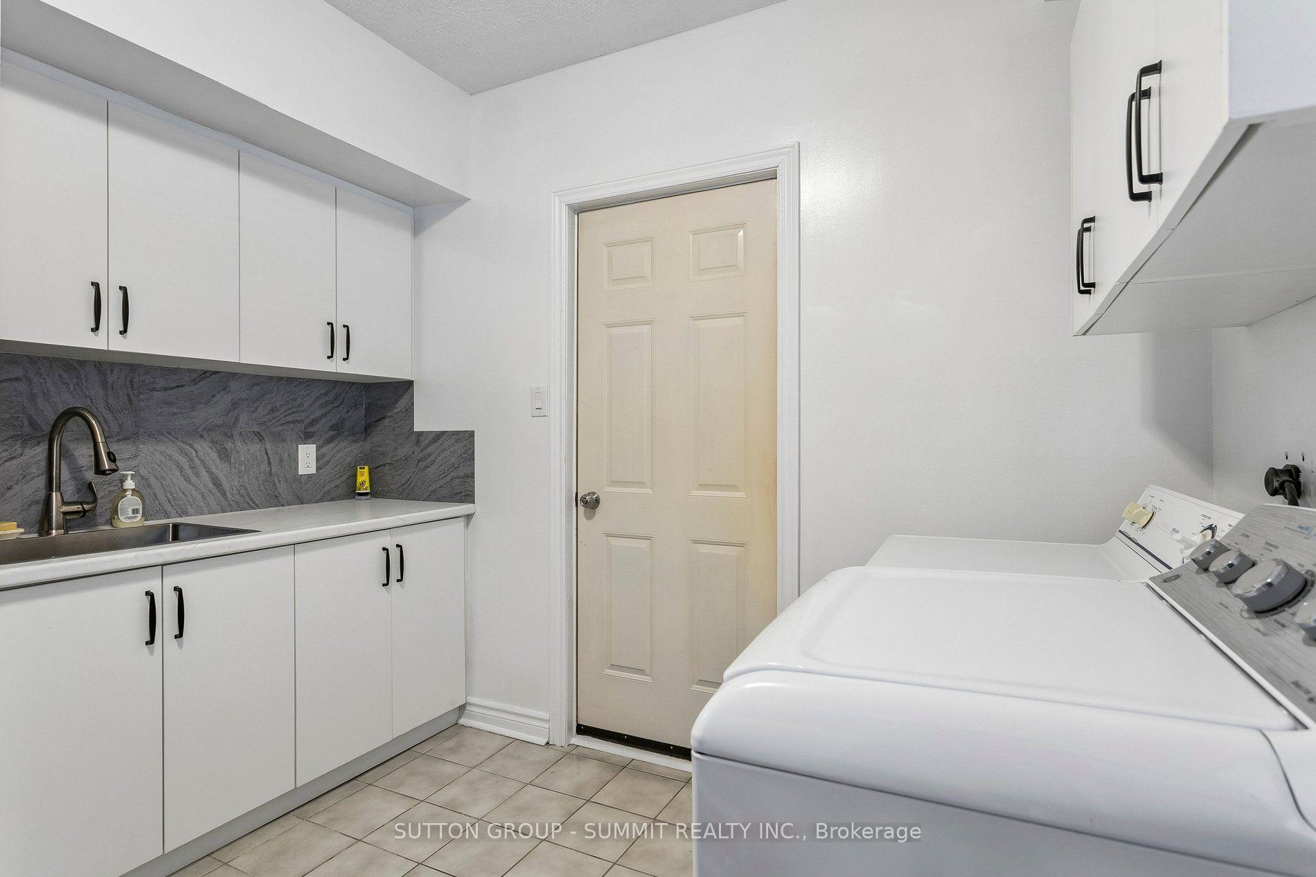 Photo 20 of 3176 Dovetail Mews, Mississauga, Erin Mills — HOMEH
