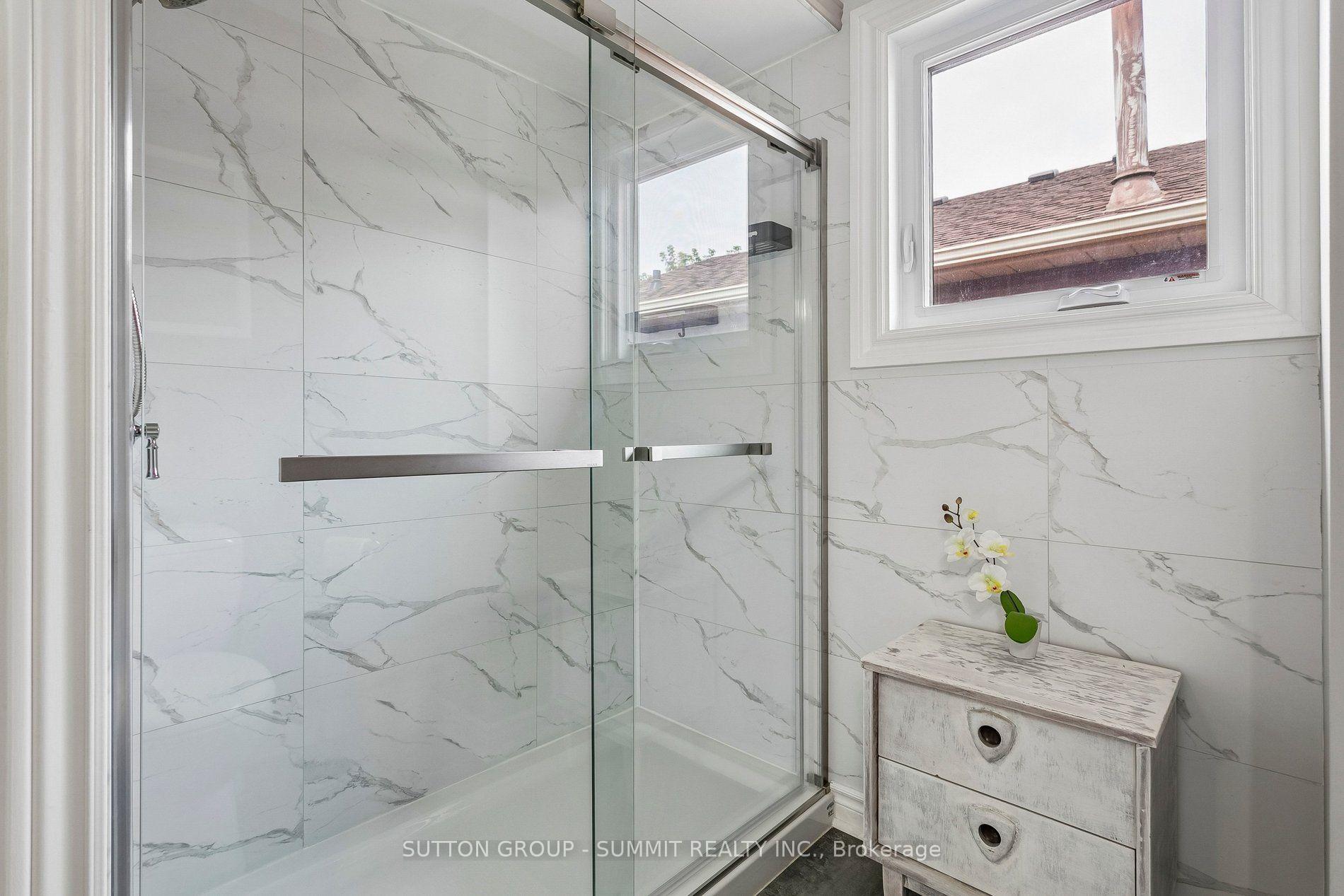 Photo 32 of 3176 Dovetail Mews, Mississauga, Erin Mills — HOMEH