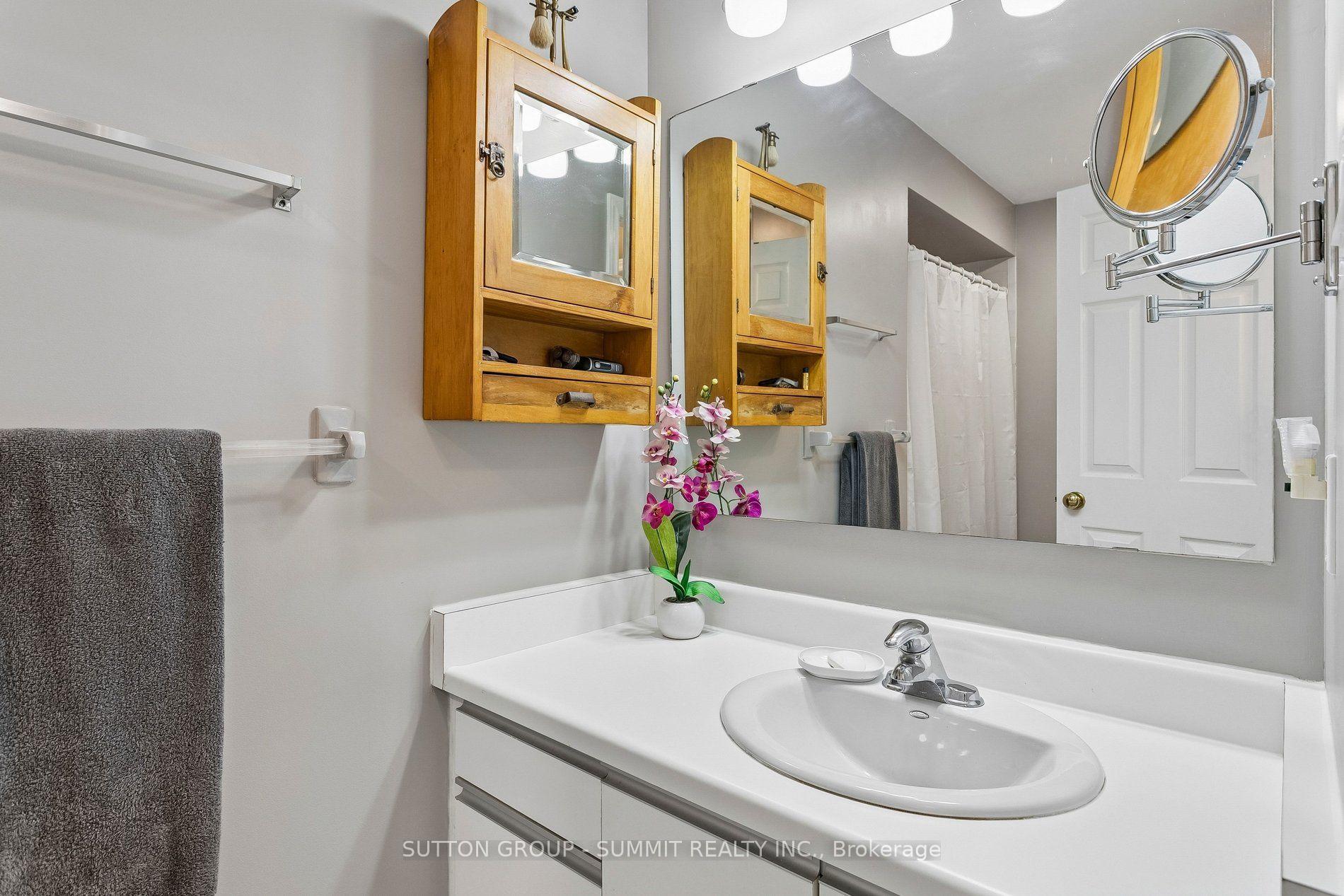 Photo 36 of 3176 Dovetail Mews, Mississauga, Erin Mills — HOMEH